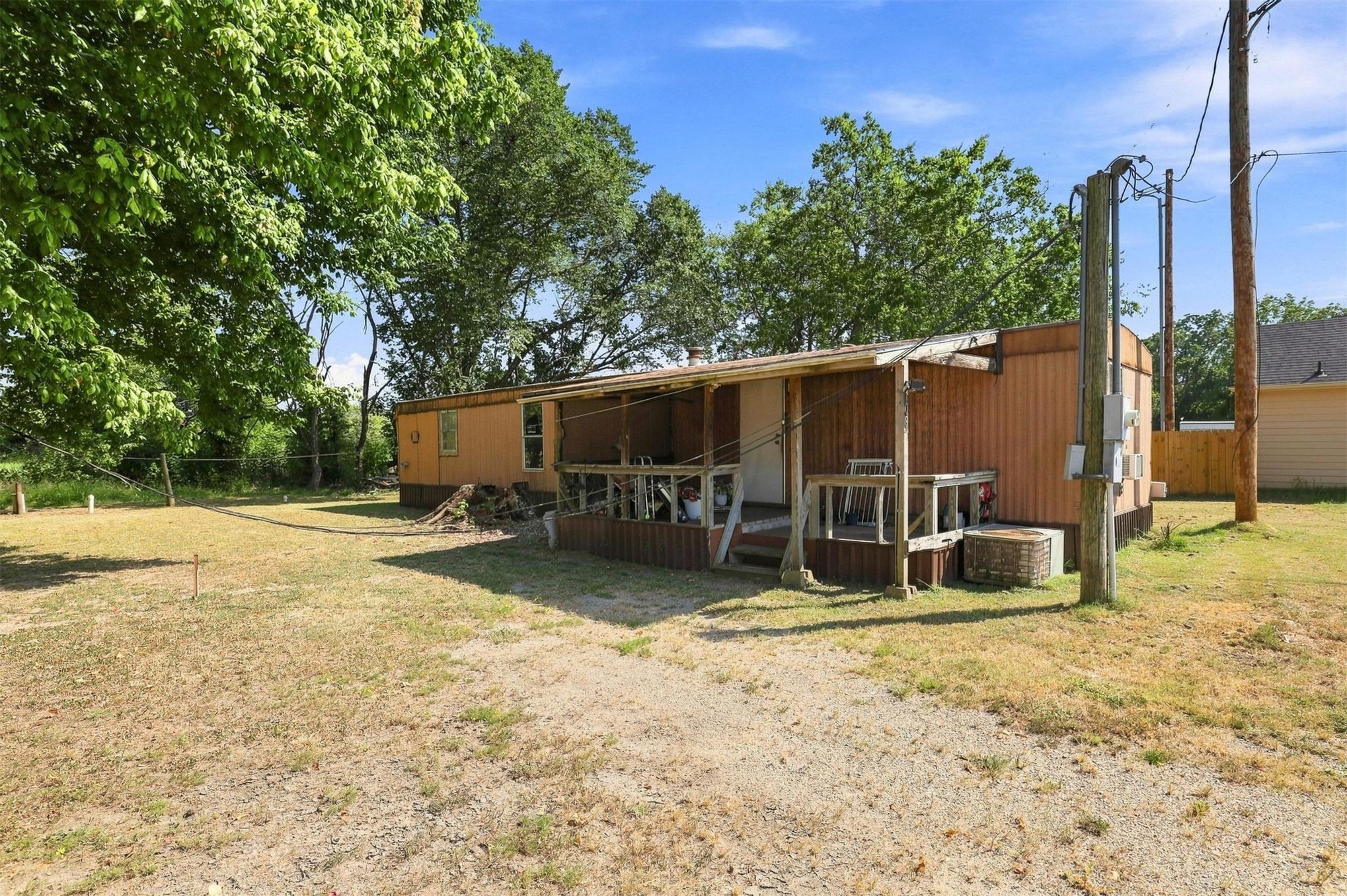 117 S Franklin Colbert OK 74733