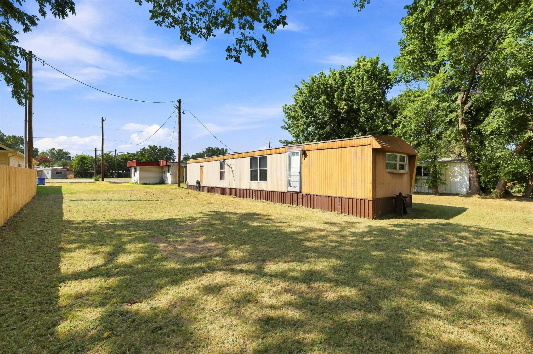 117 S Franklin Colbert OK 74733