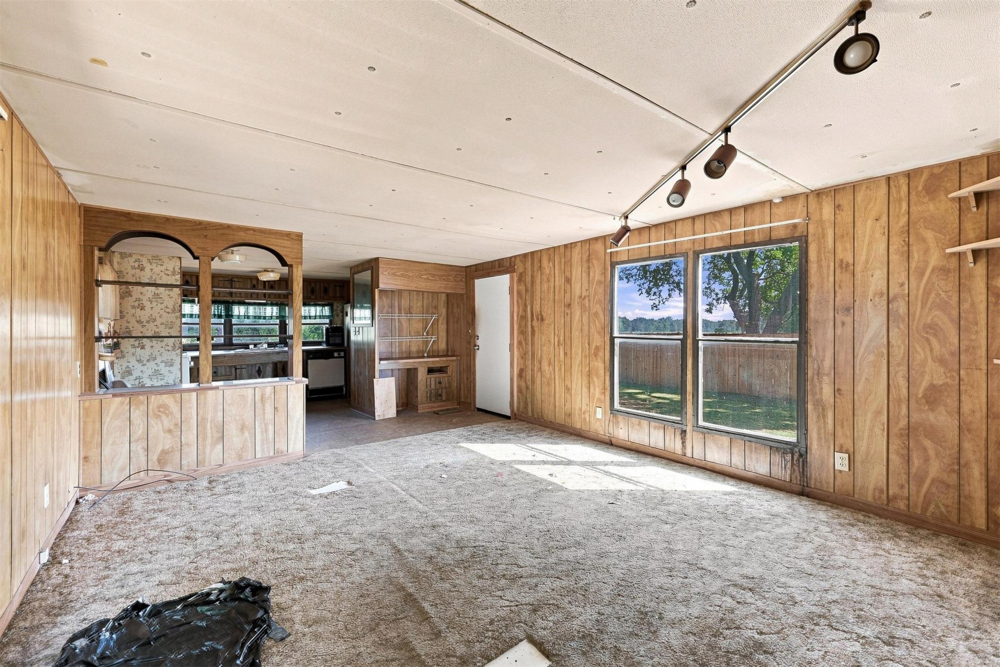 117 S Franklin Colbert OK 74733