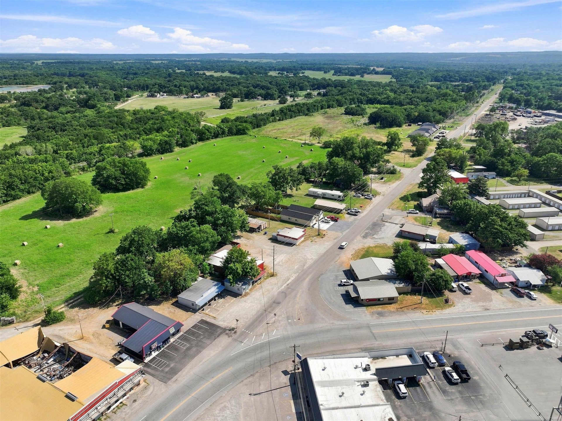 117 S Franklin Colbert OK 74733