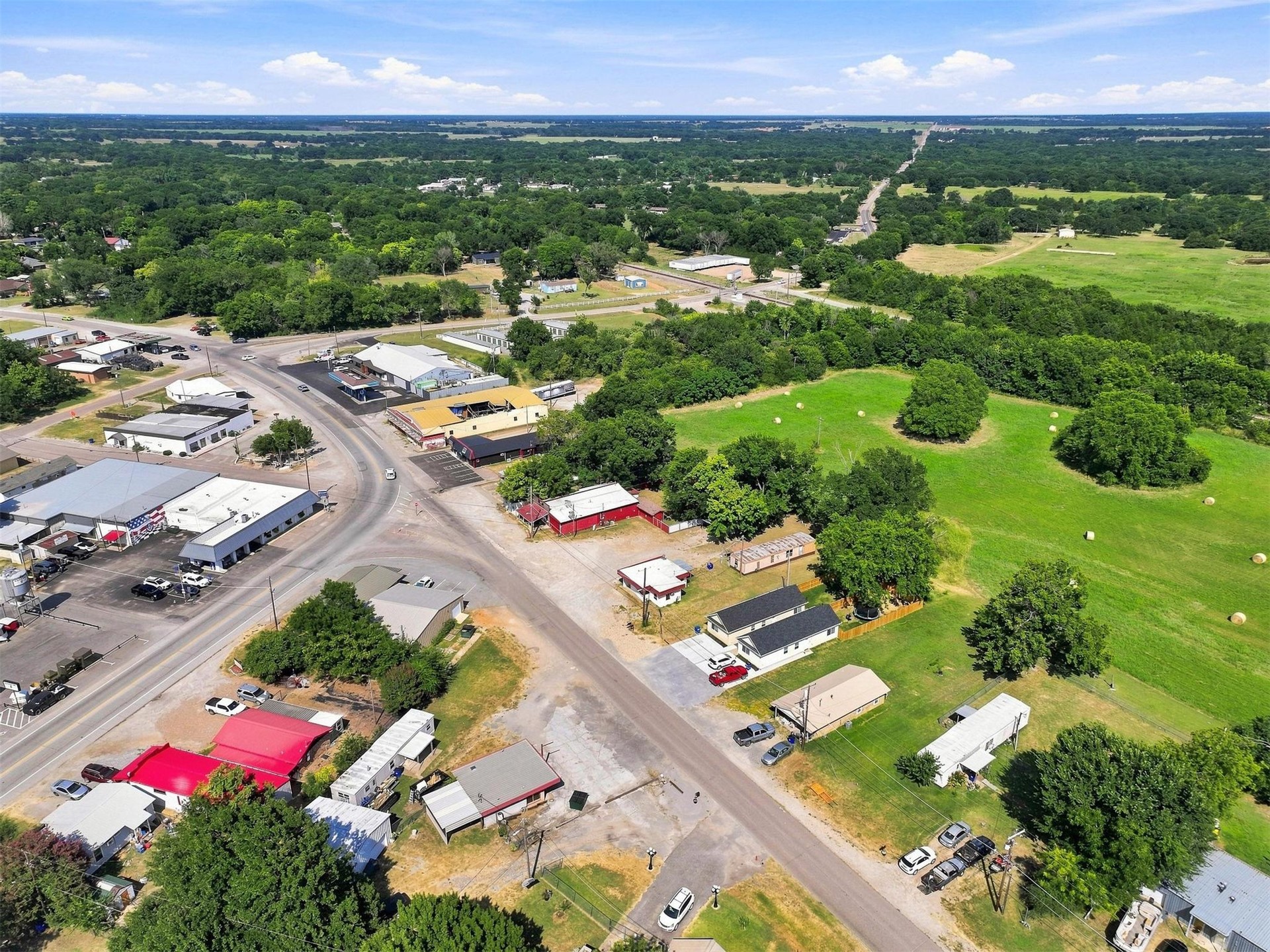 117 S Franklin Colbert OK 74733