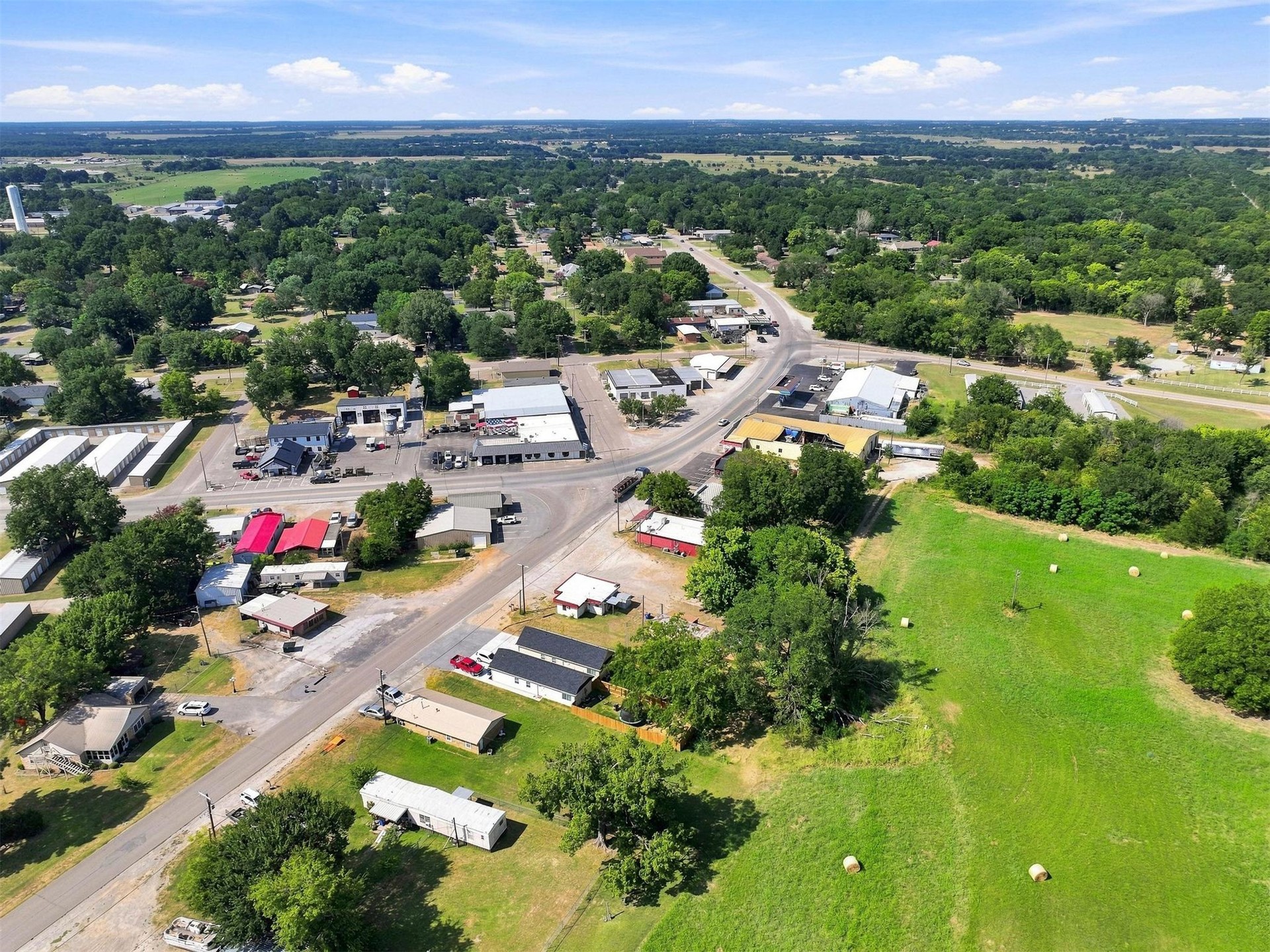 117 S Franklin Colbert OK 74733