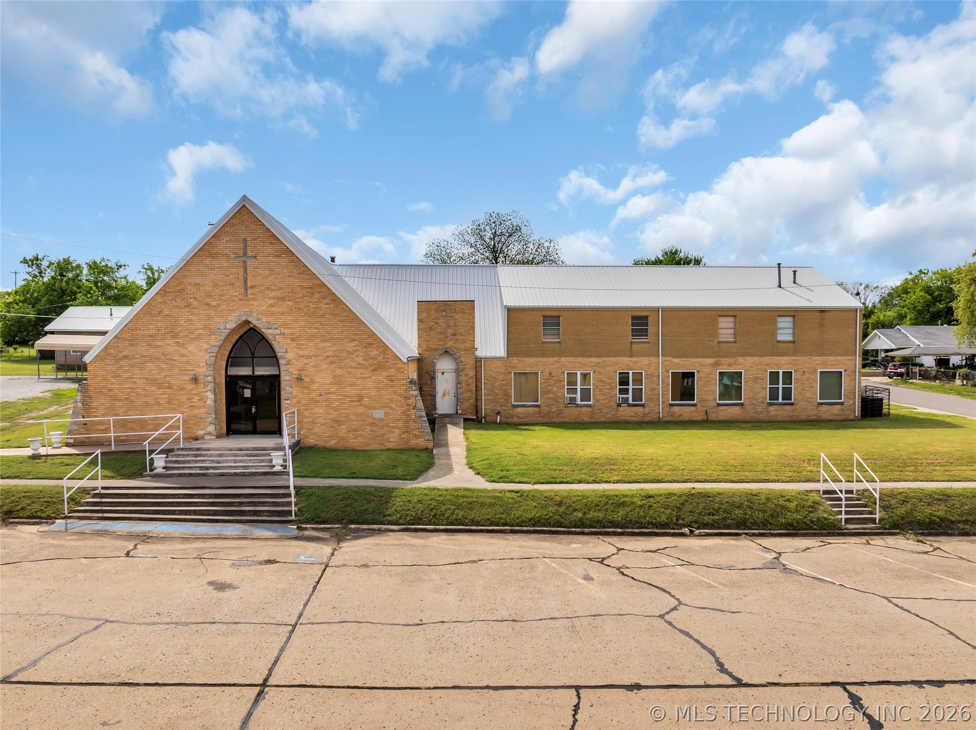 727 4th Street Healdton OK 73438