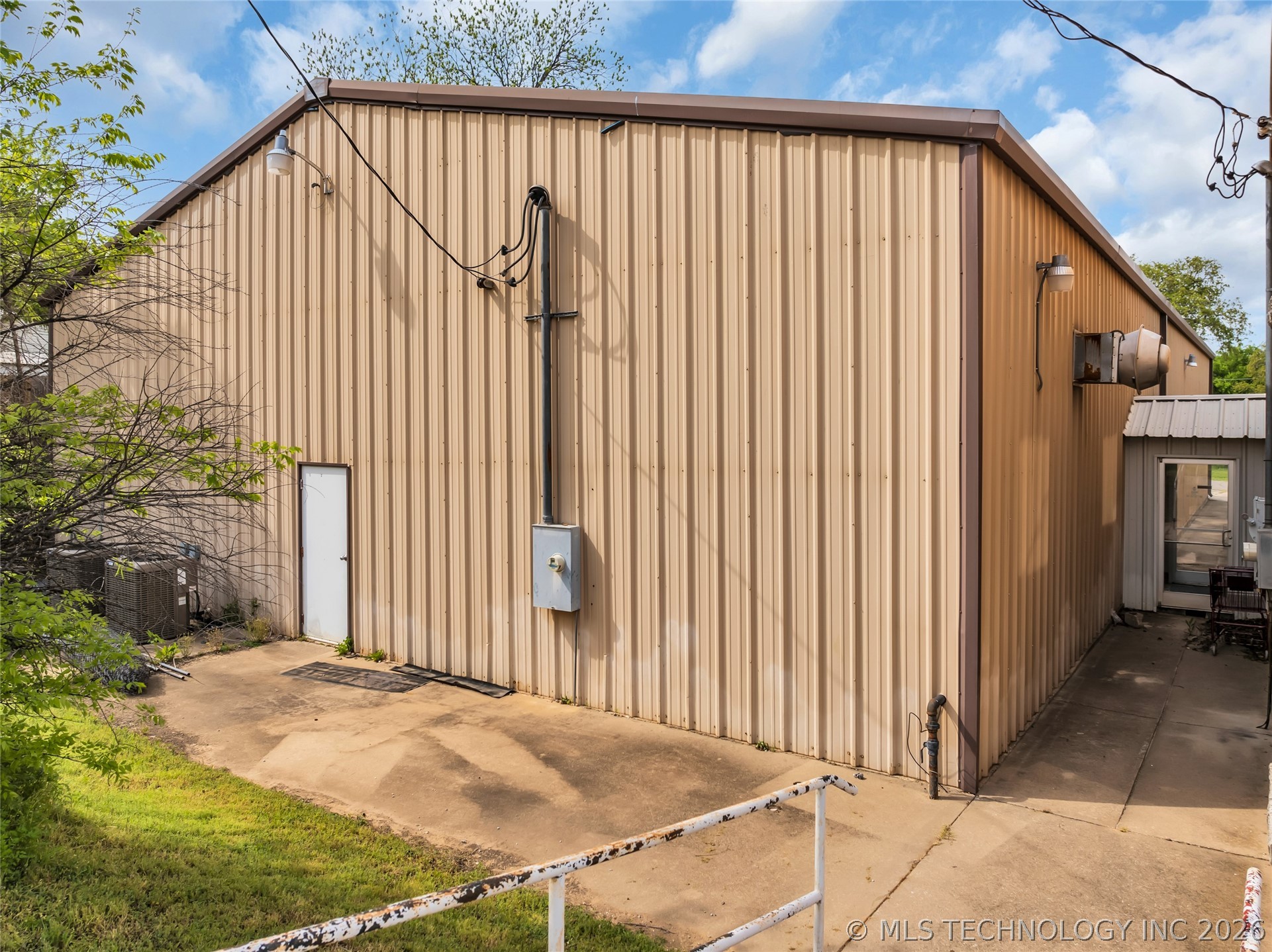 727 4th Street Healdton OK 73438