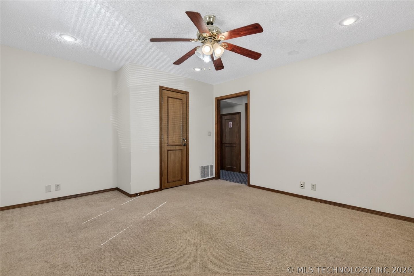 510 SE Cherokee Avenue Bartlesville OK 74003