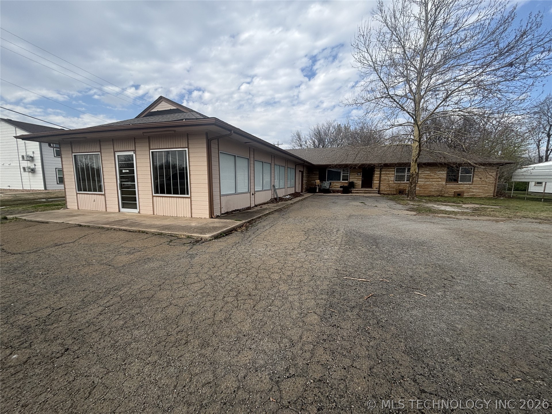 418 W Rogers Boulevard Skiatook OK 74070
