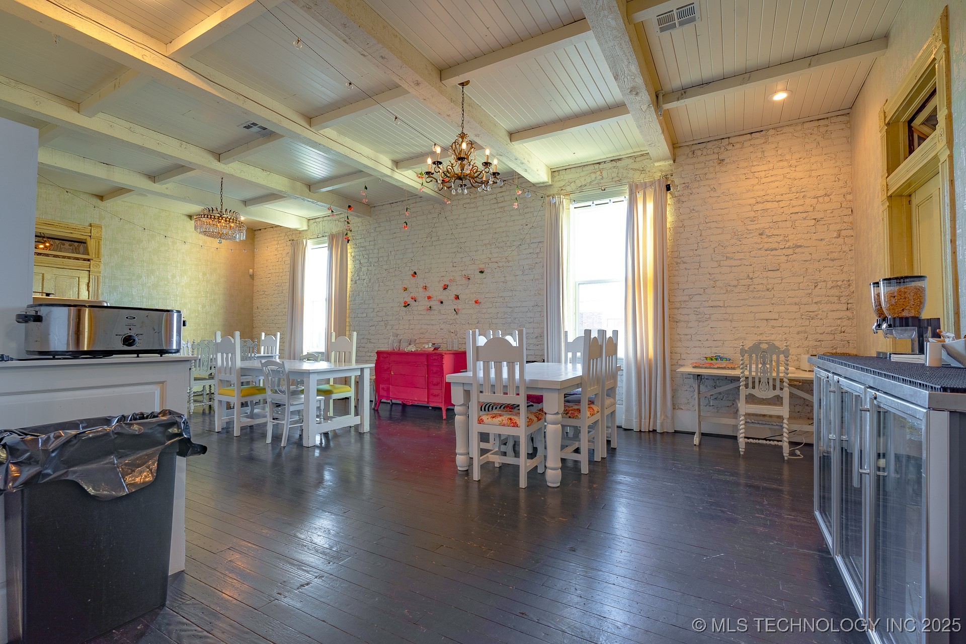 221 W Main Tishomingo OK 73460