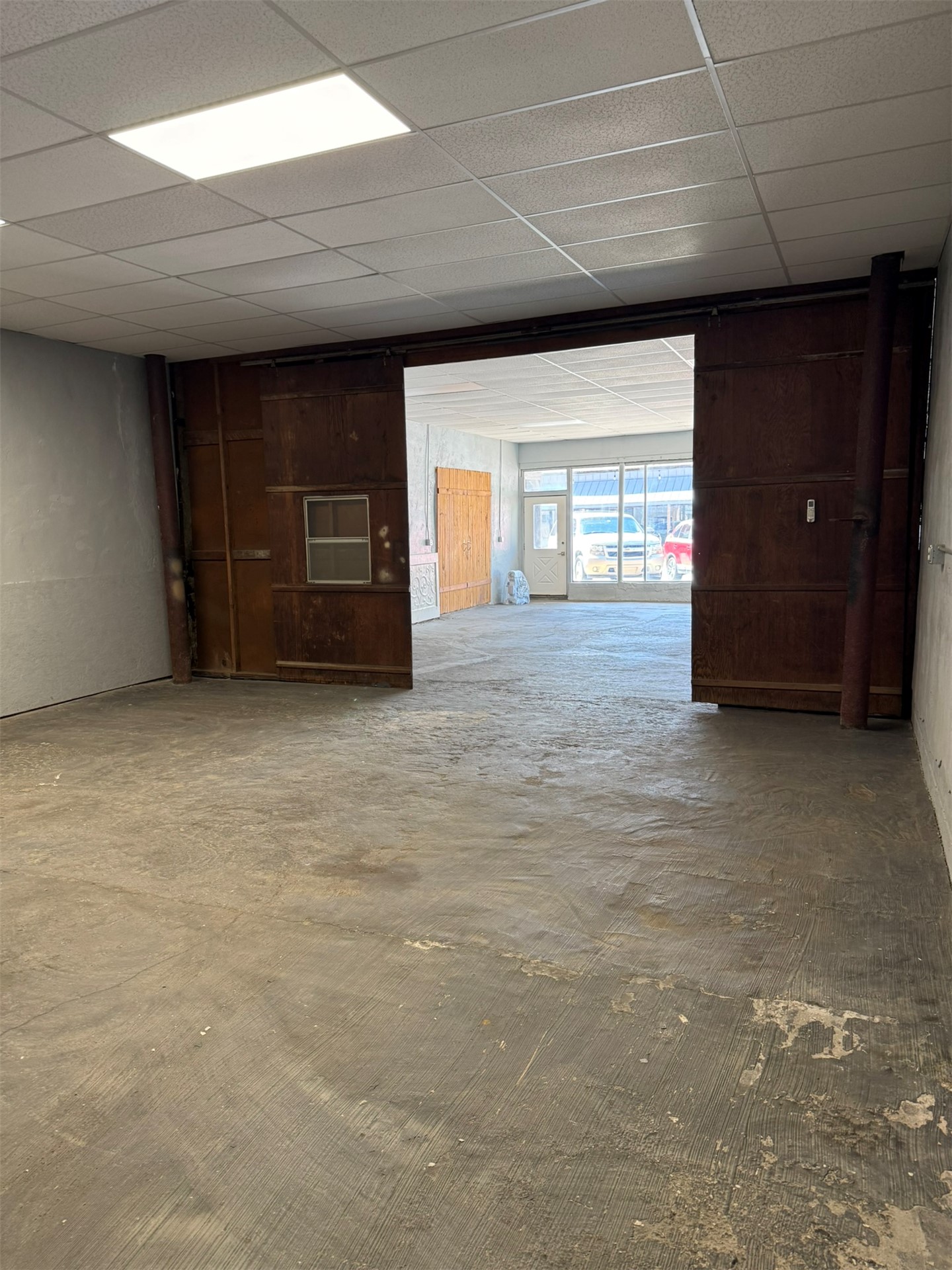 1313 Commercial Avenue Mounds OK 74047