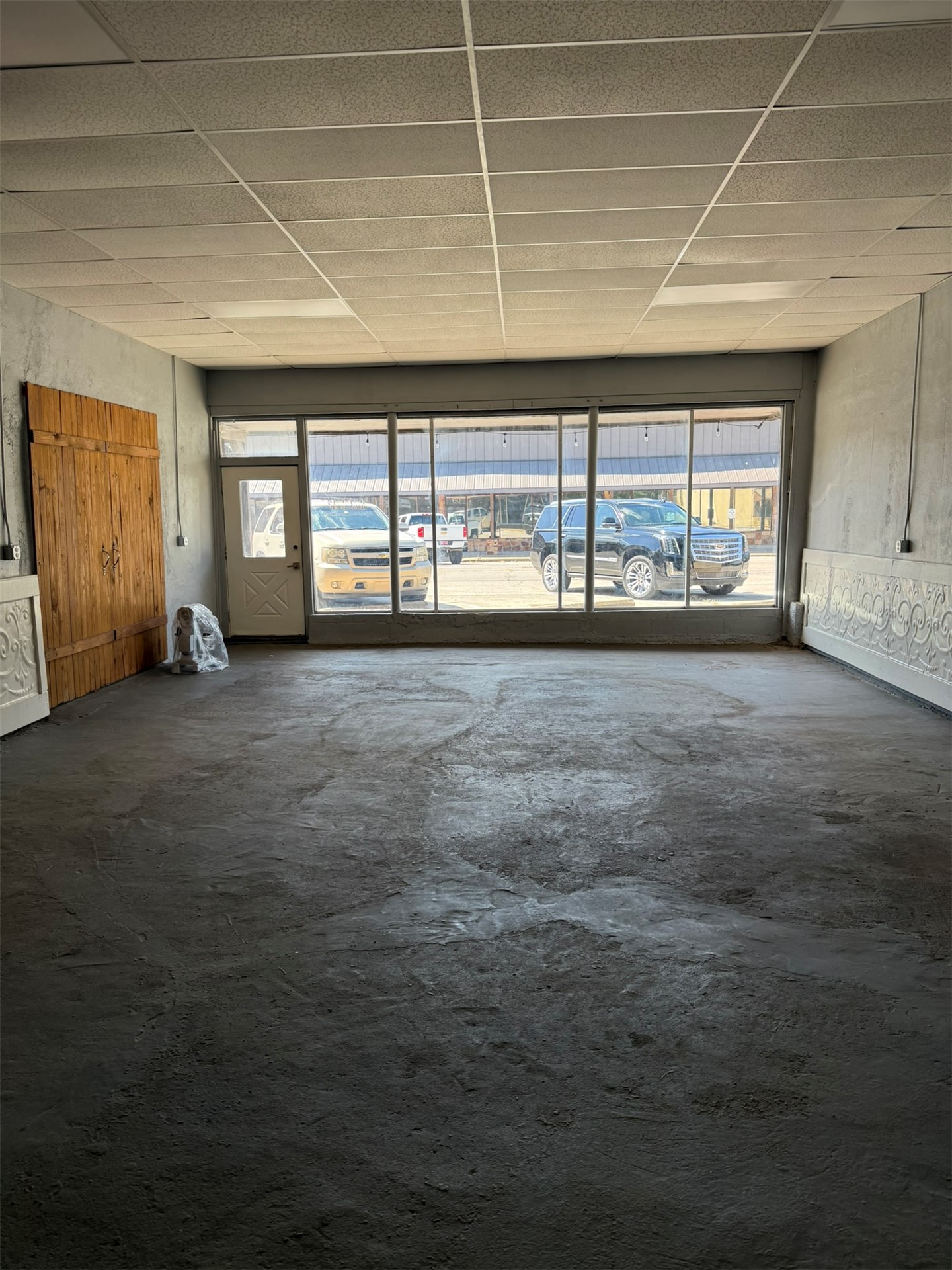 1313 Commercial Avenue Mounds OK 74047