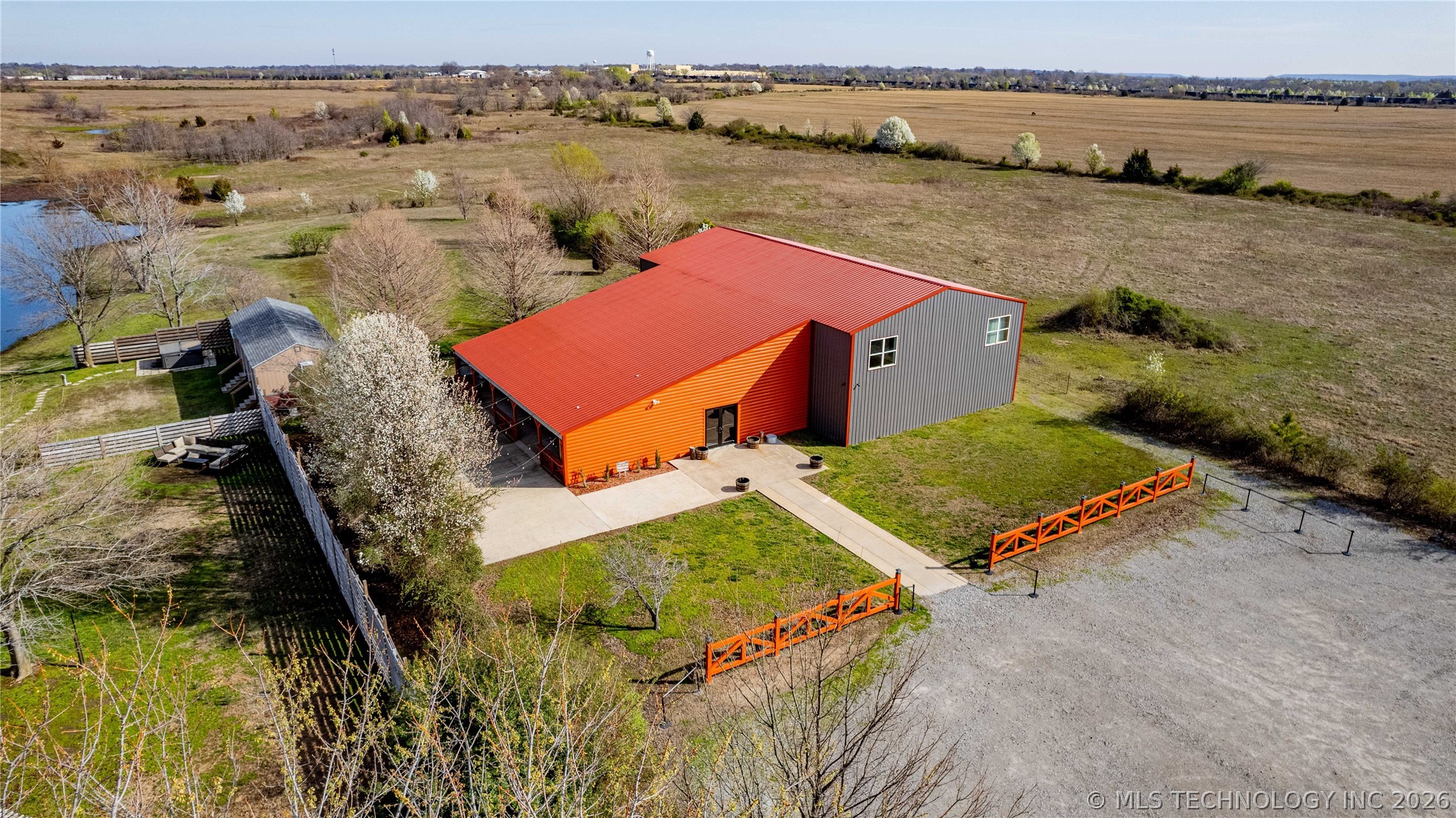 28231 E 750 Road Wagoner OK 74467