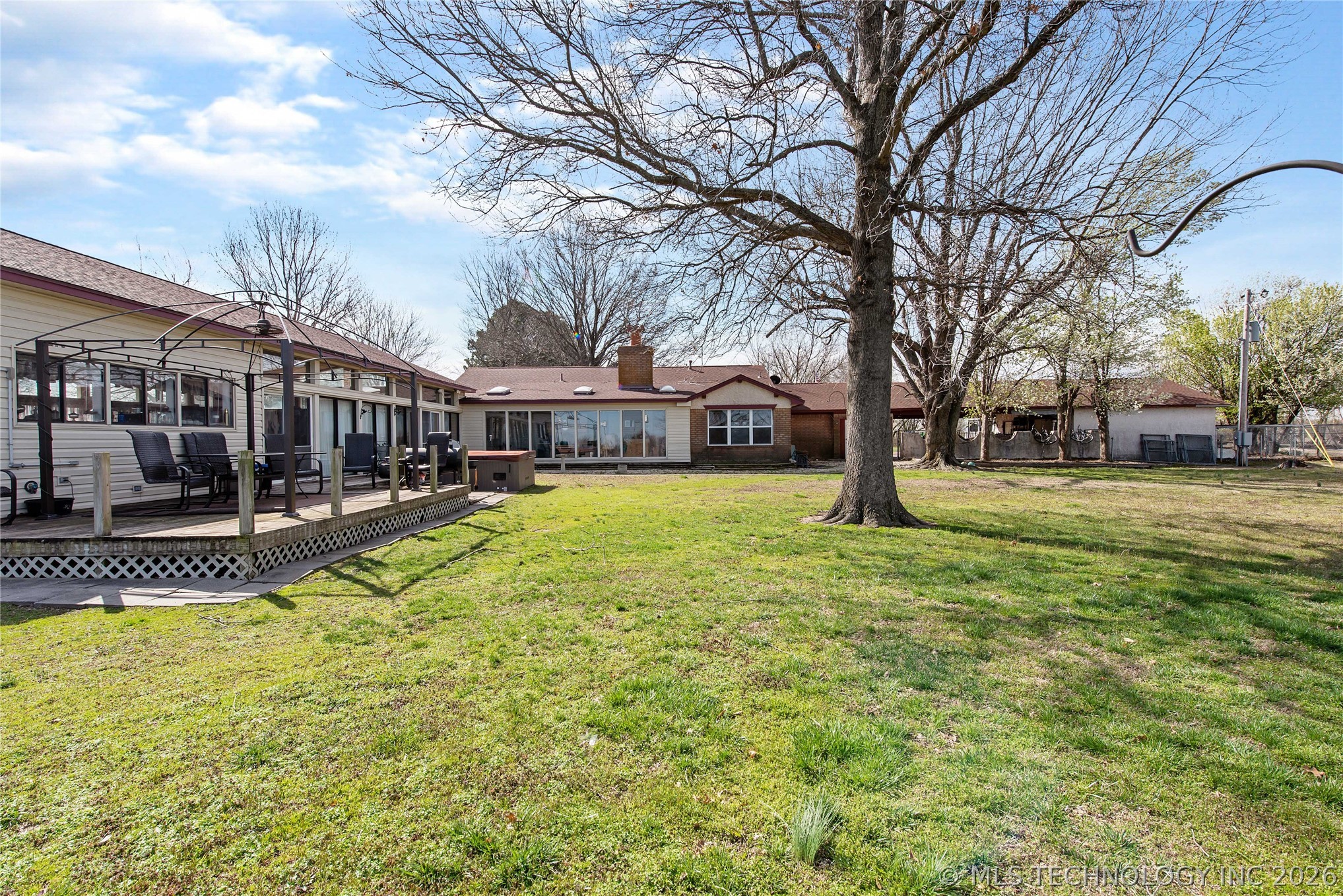 28231 E 750 Road Wagoner OK 74467