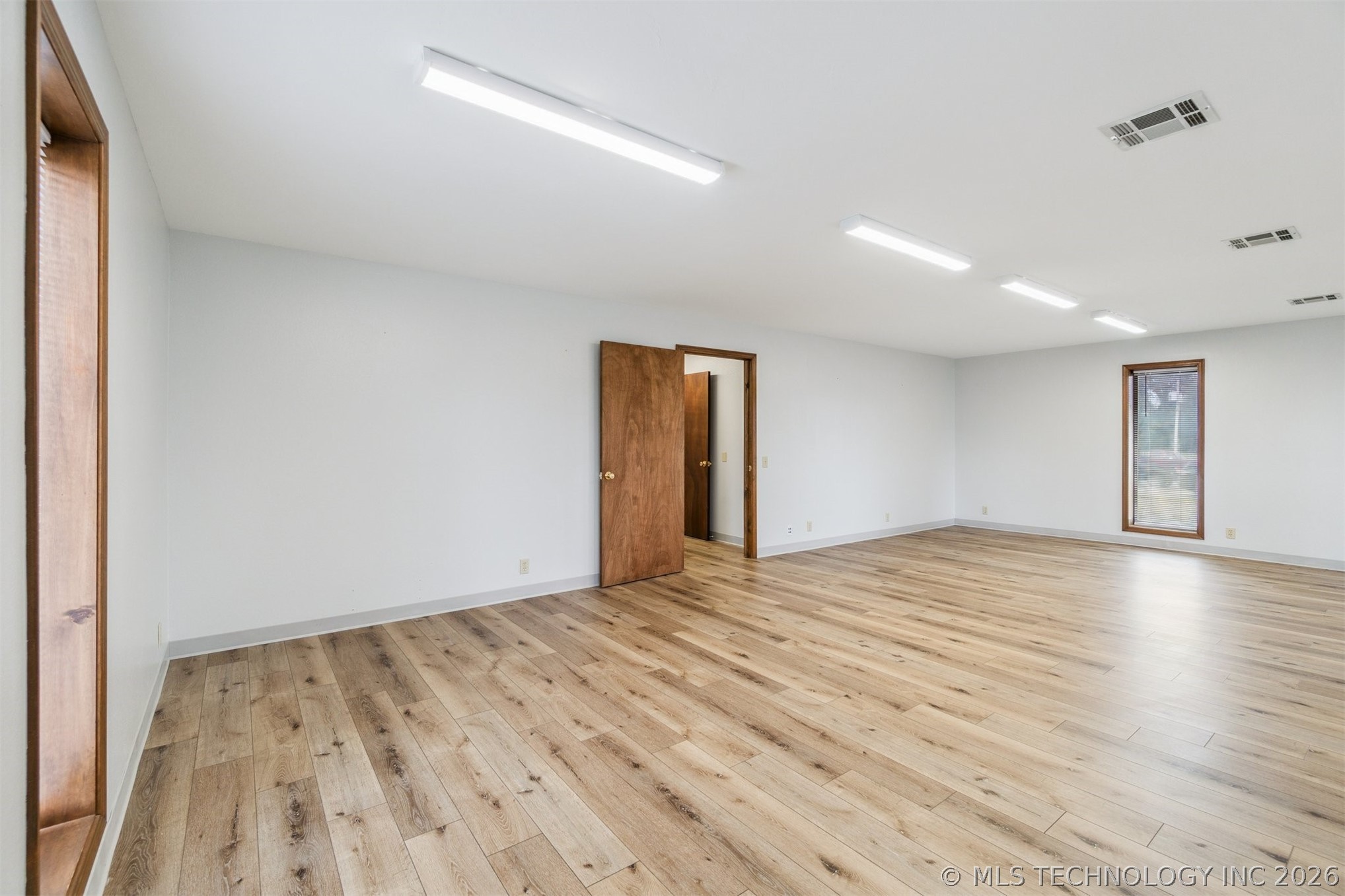 1236 E Main Street Cushing OK 74023