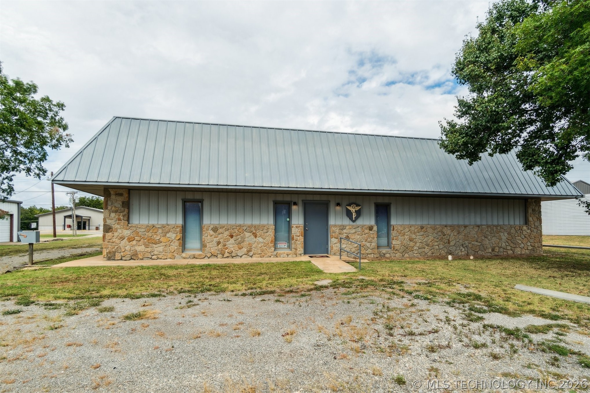 1236 E Main Street Cushing OK 74023