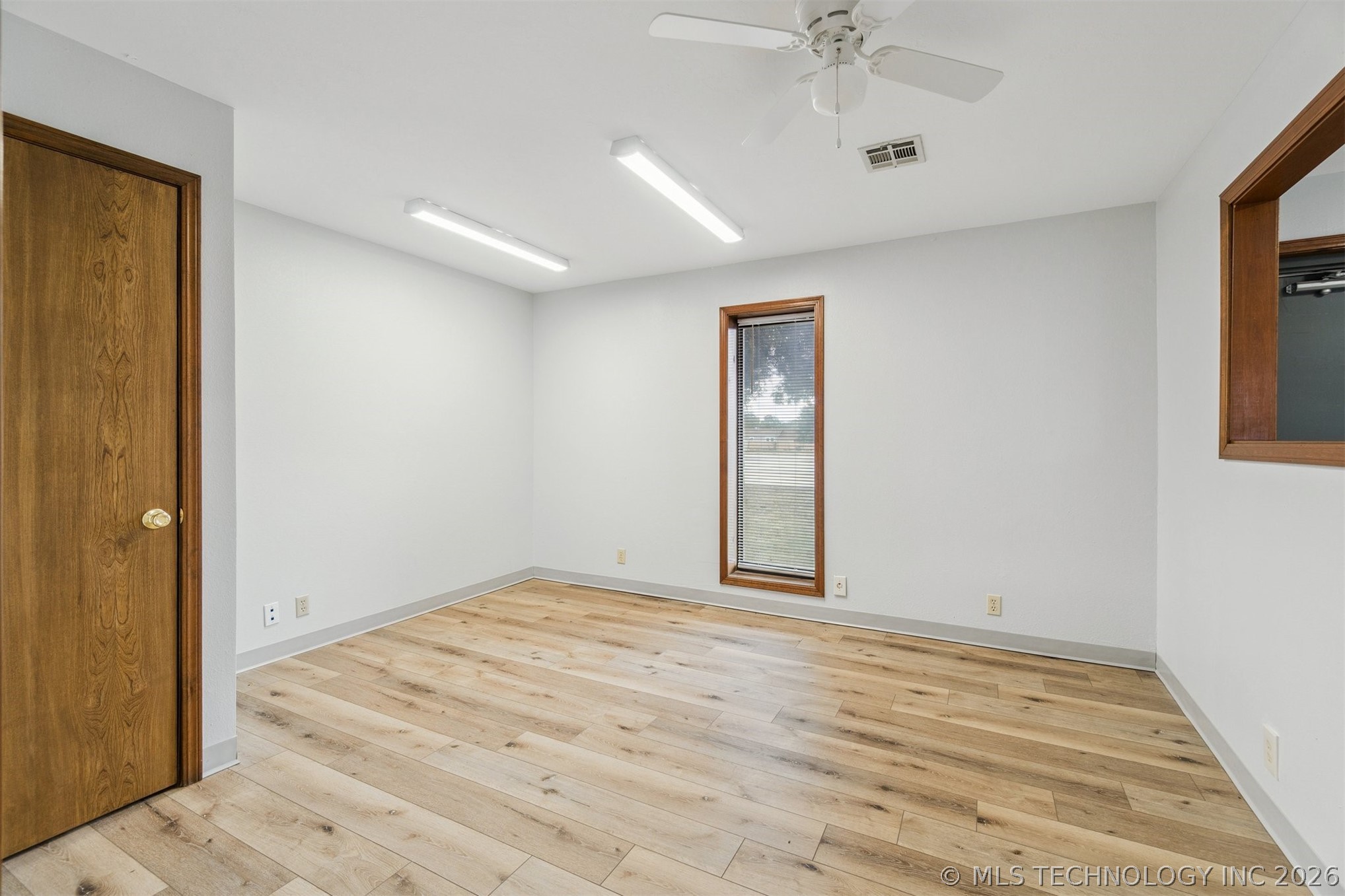 1236 E Main Street Cushing OK 74023