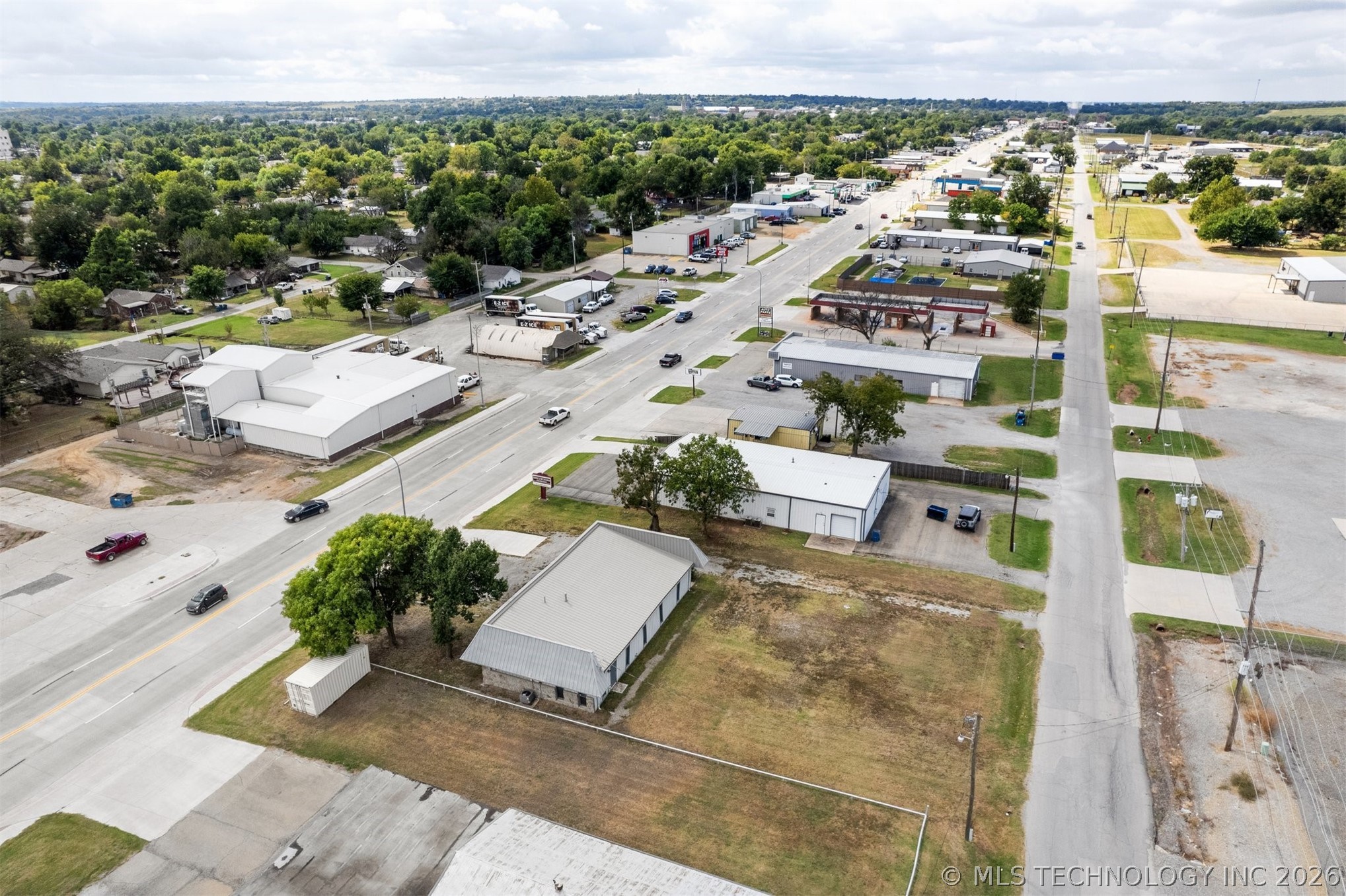 1236 E Main Street Cushing OK 74023
