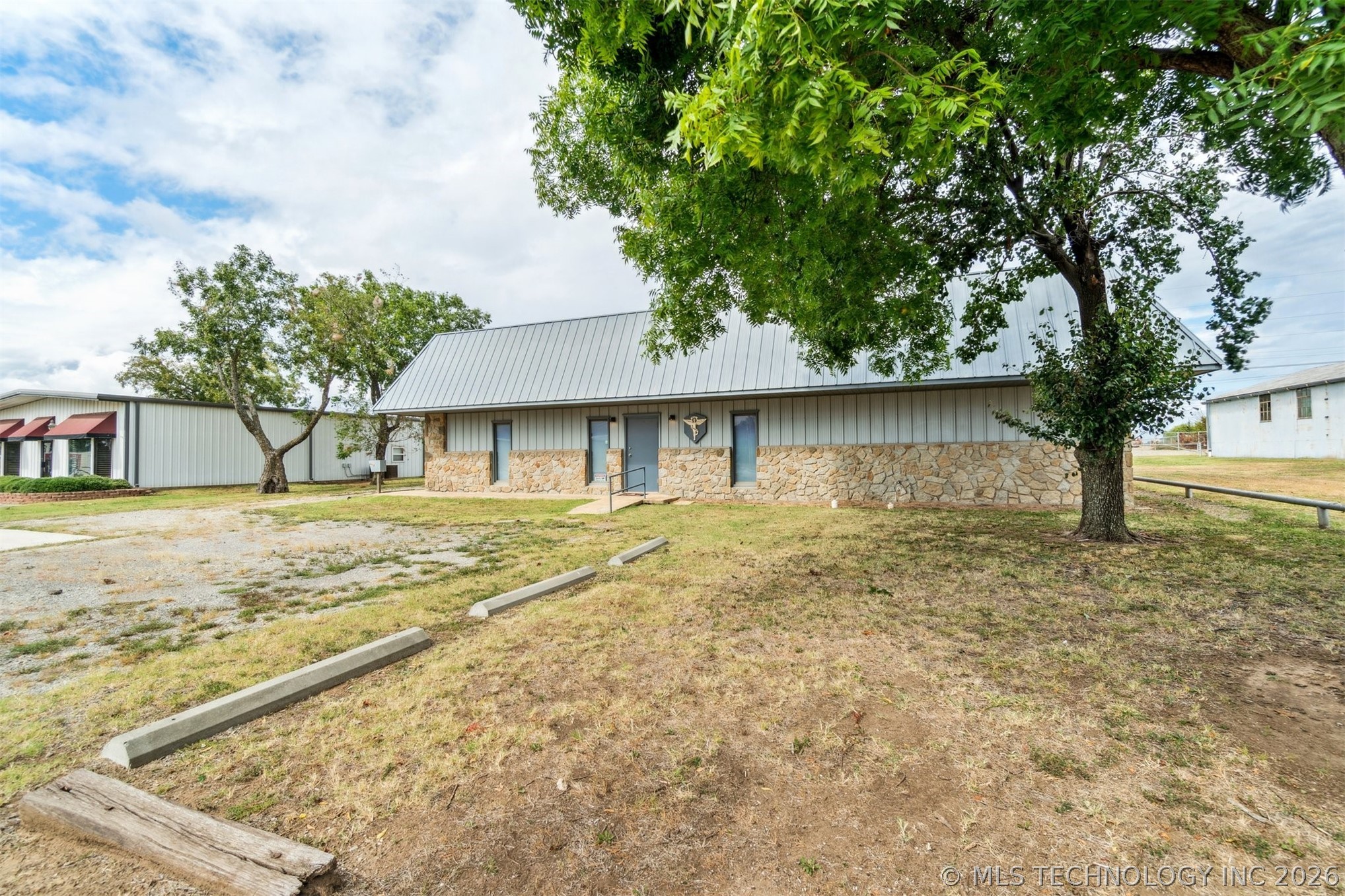 1236 E Main Street Cushing OK 74023