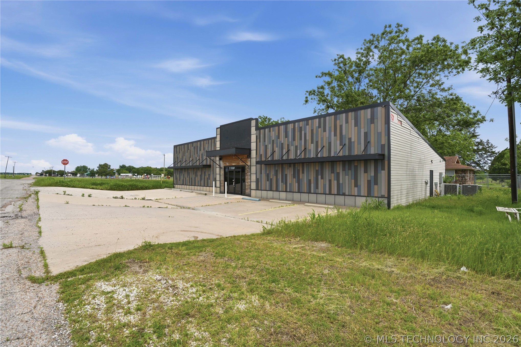 1213 Culwell Warner OK 74469