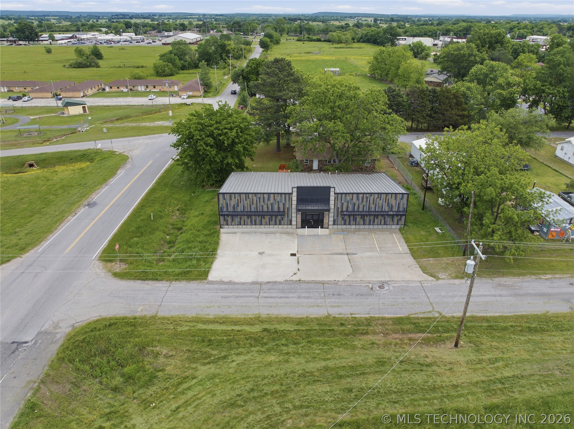 1213 Culwell Warner OK 74469