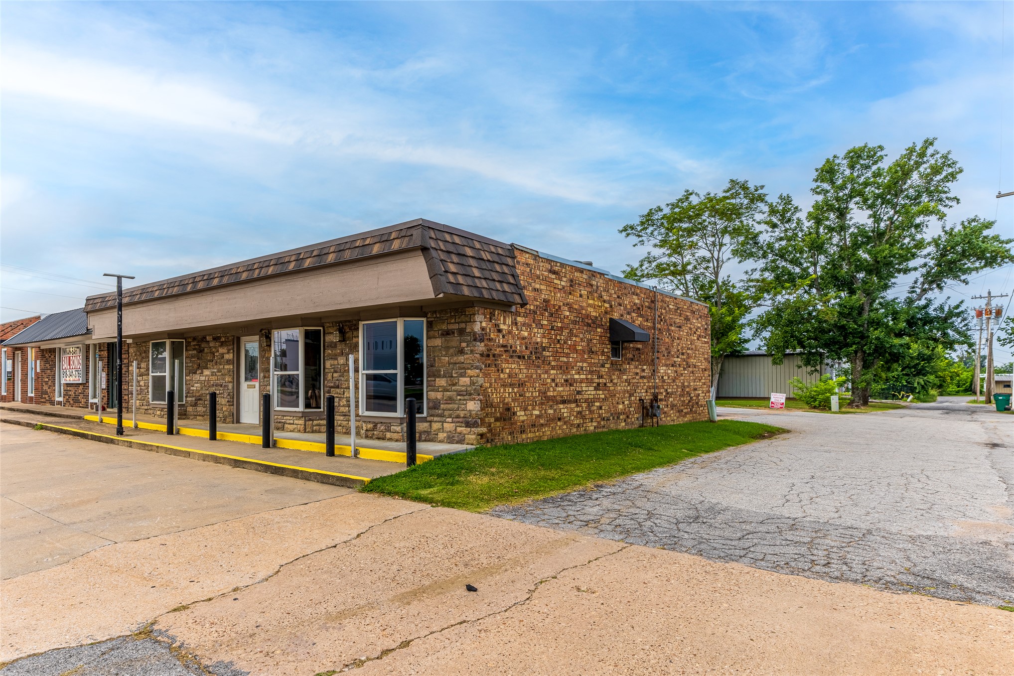 411 W 1st Street Claremore OK 74017