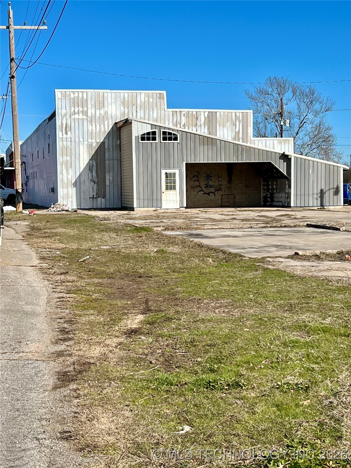 401 E 1st Street Atoka OK 74525
