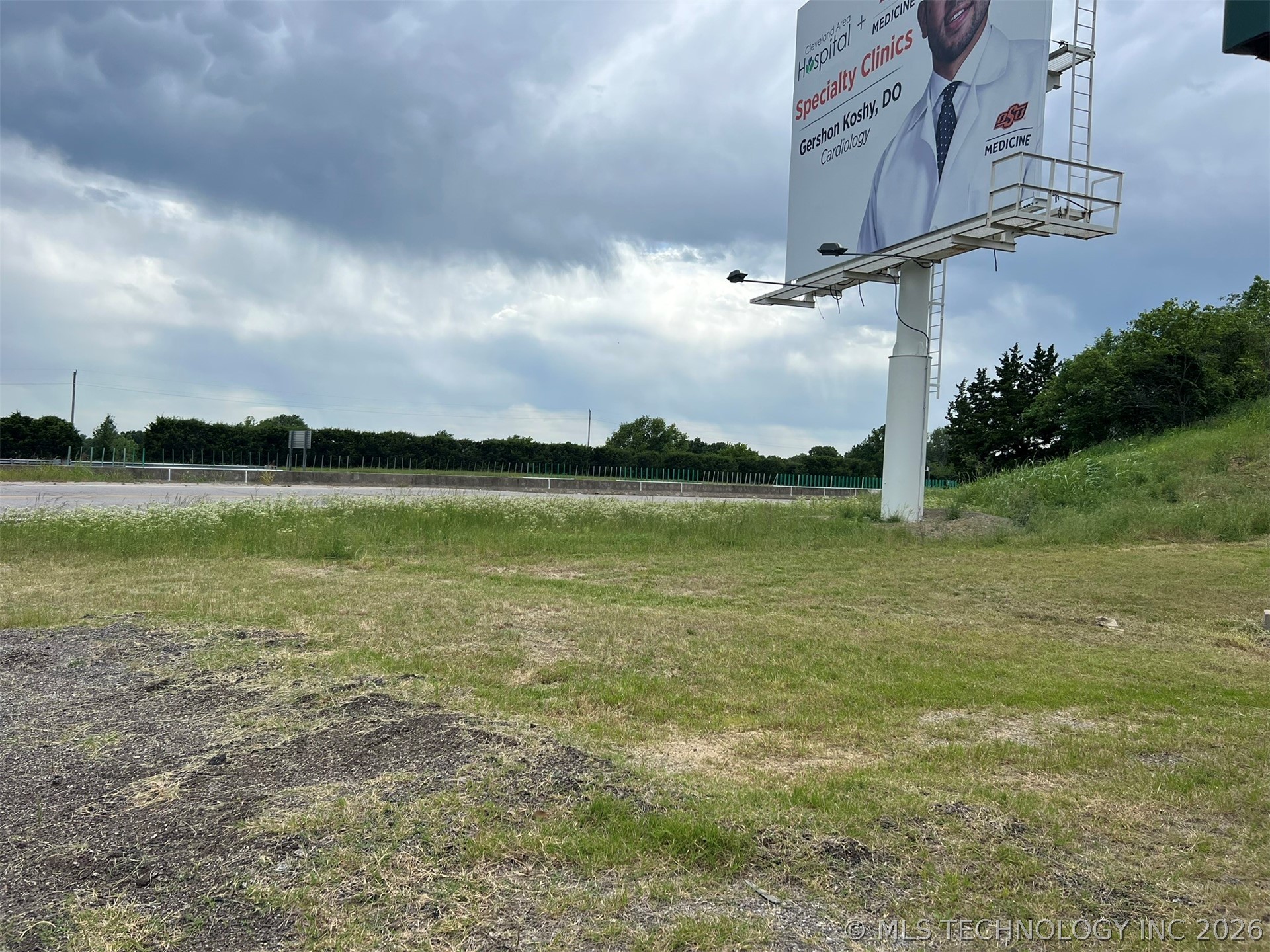 117 W Peninsula Drive N Cleveland OK 74020