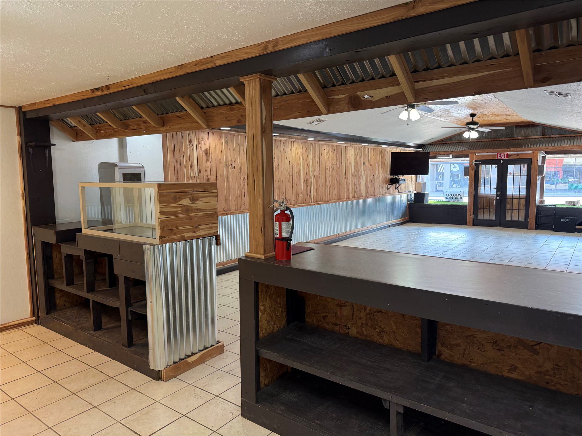 314 W Main Street Henryetta OK 74437