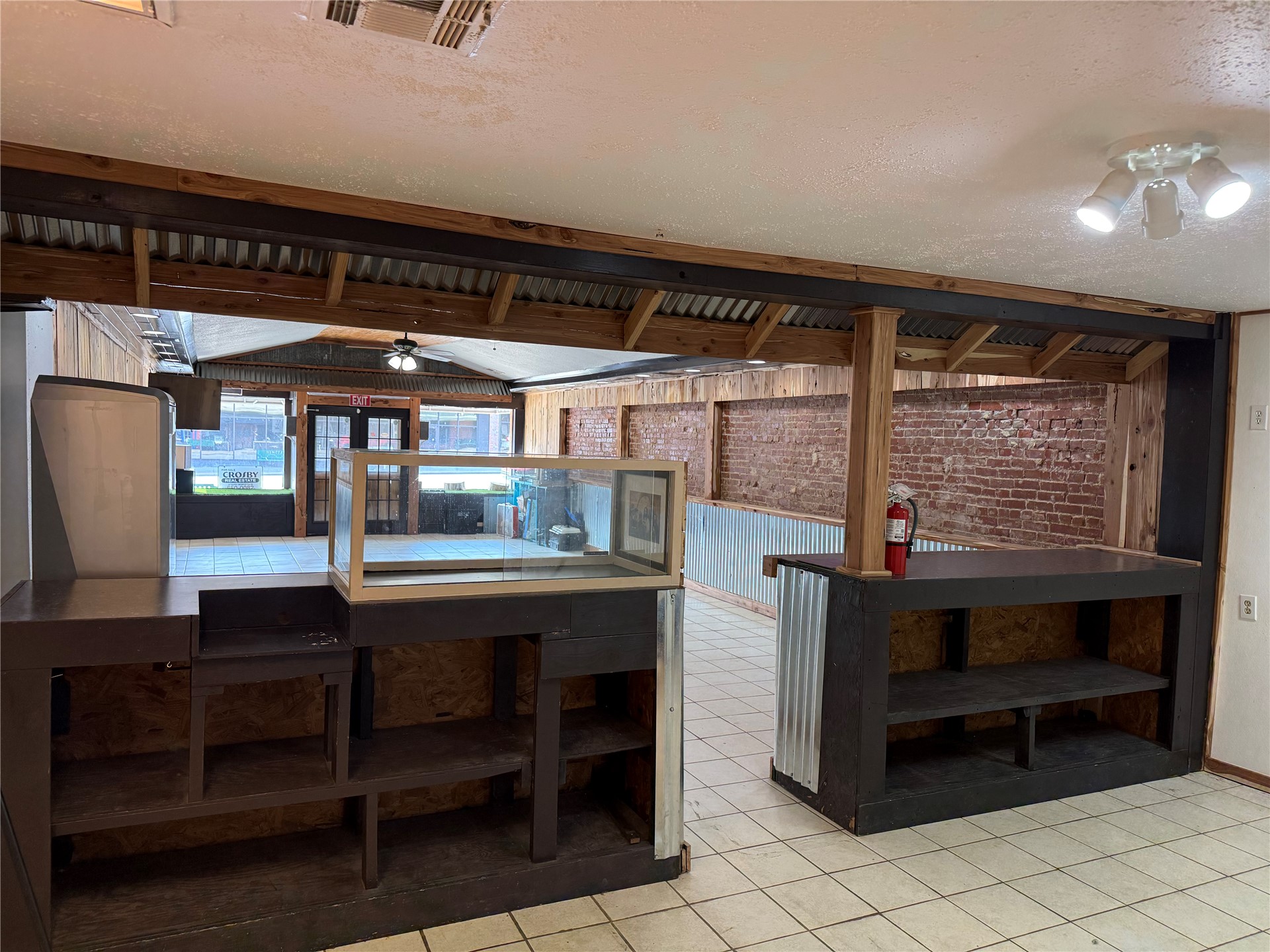314 W Main Street Henryetta OK 74437
