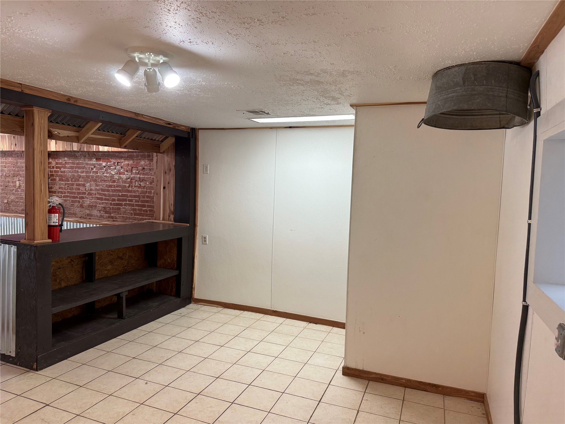 314 W Main Street Henryetta OK 74437