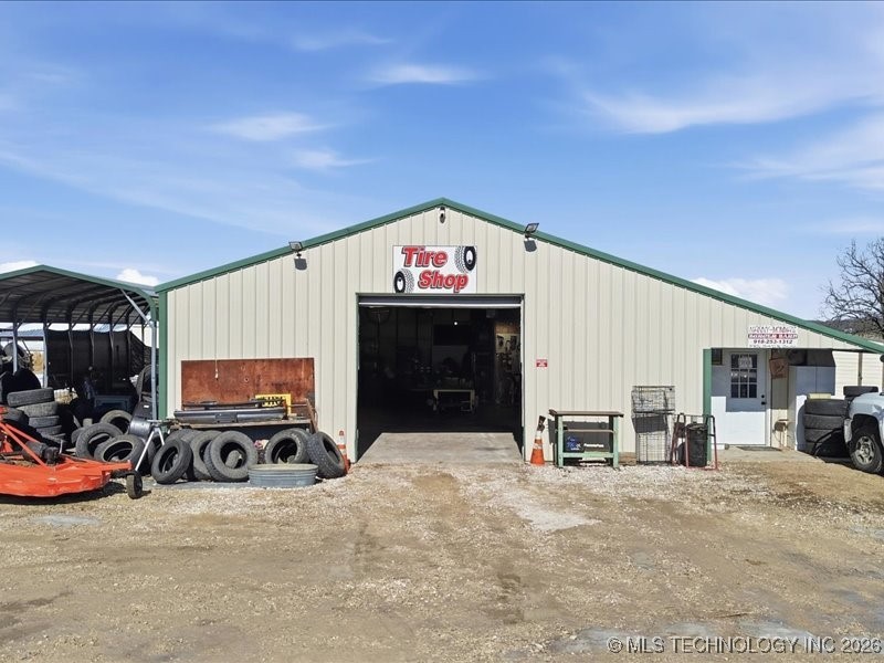 472589 E County Road 660 Watts OK 74964