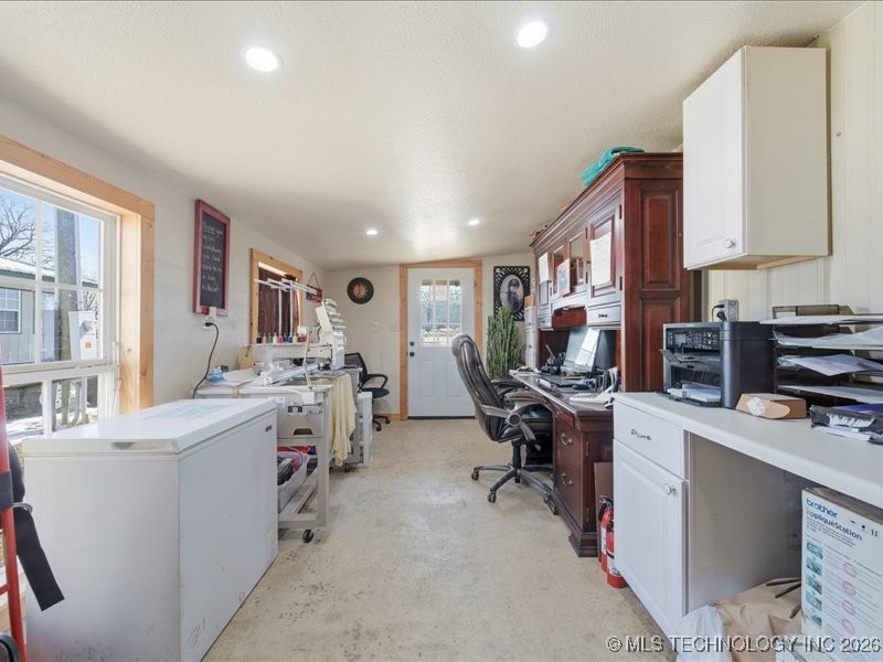 472589 E County Road 660 Watts OK 74964