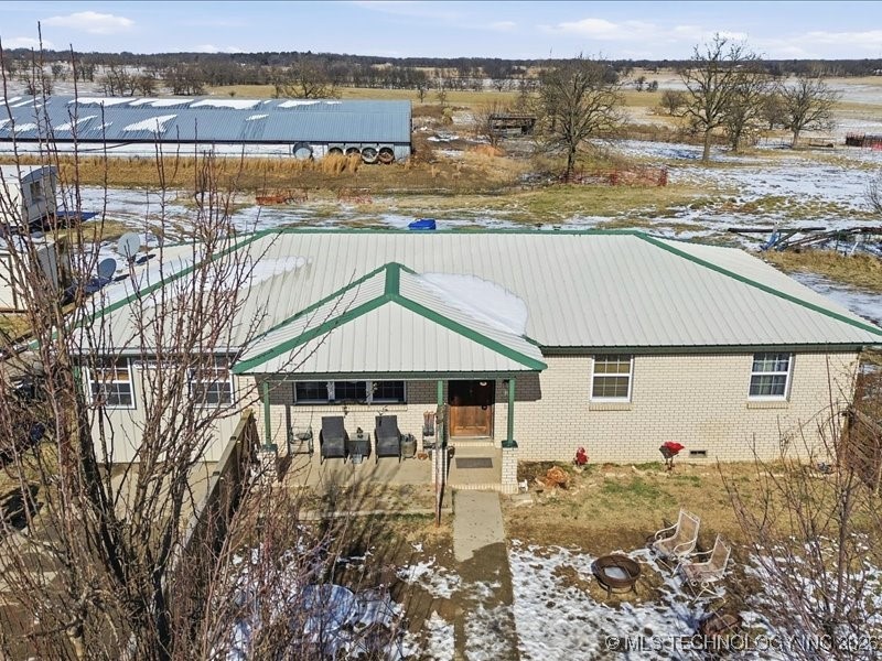 472589 E County Road 660 Watts OK 74964