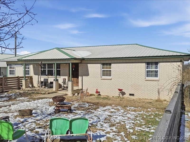 472589 E County Road 660 Watts OK 74964