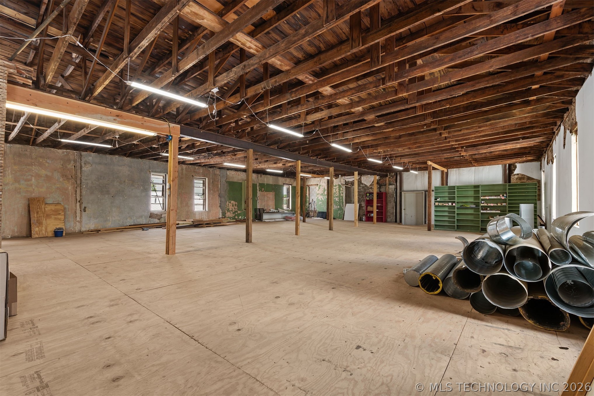 16 W Commercial Street Inola OK 74036