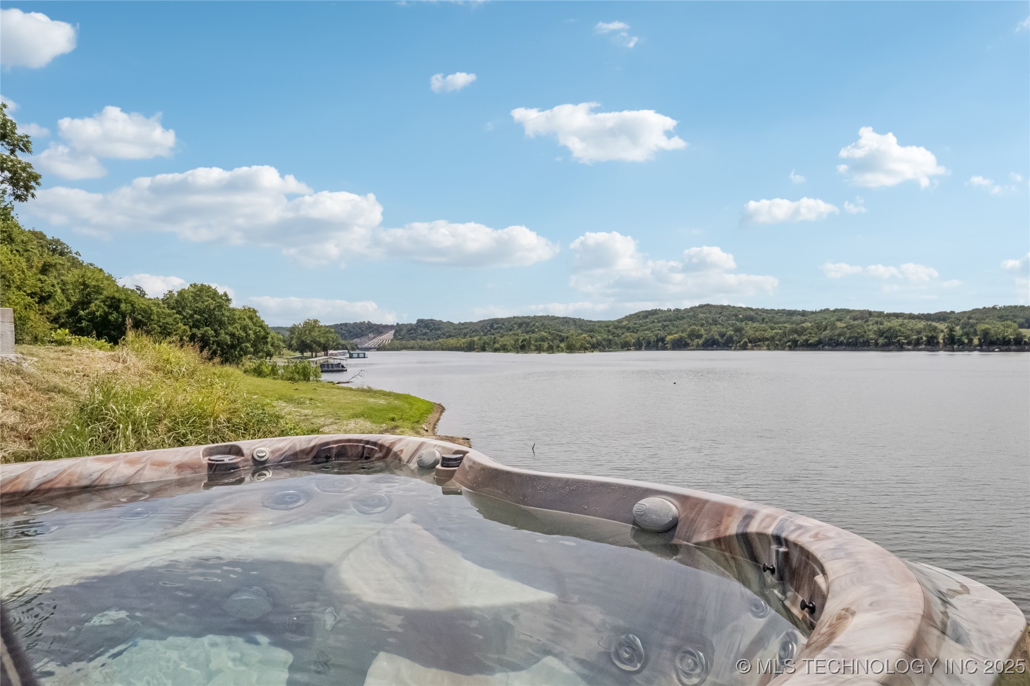 662 SE 439 Loop Salina OK 74365