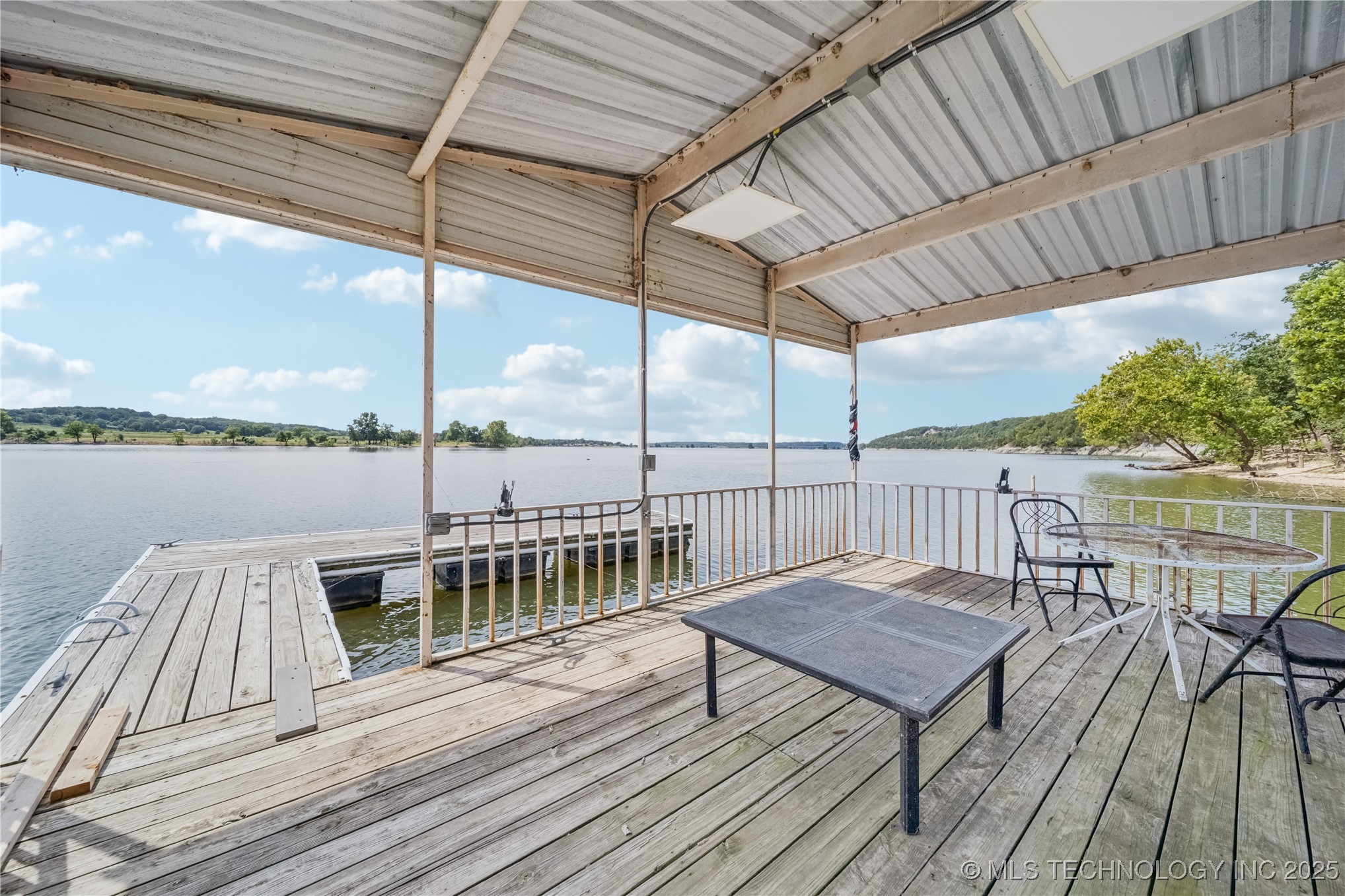 662 SE 439 Loop Salina OK 74365