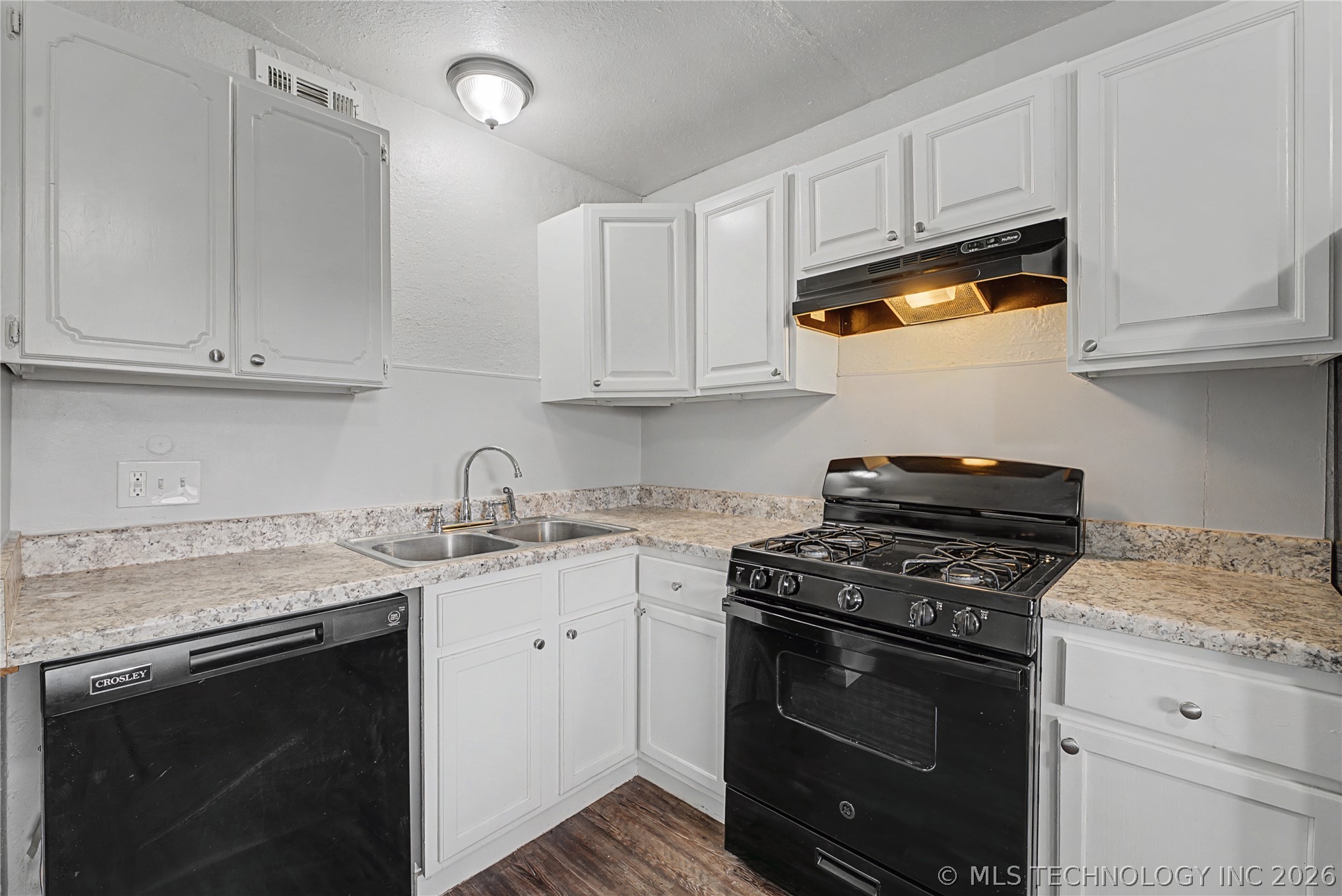 6330 E 7th Street Tulsa OK 74112