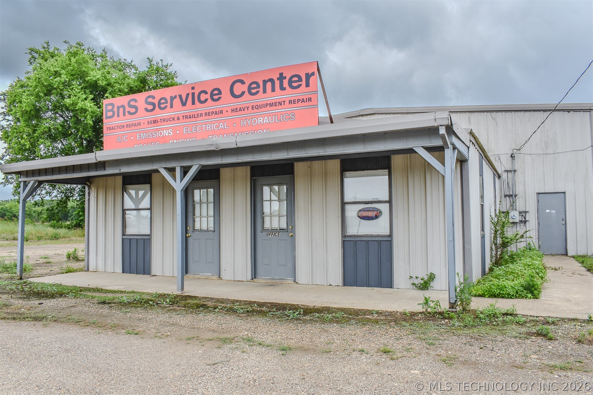 600 W Wilson Street Valliant OK 74764