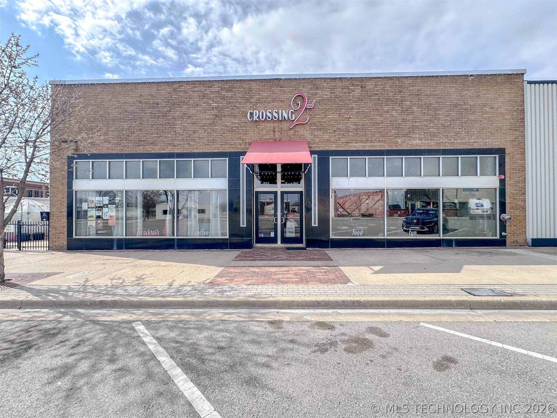 215 E 2nd Street Bartlesville OK 74003