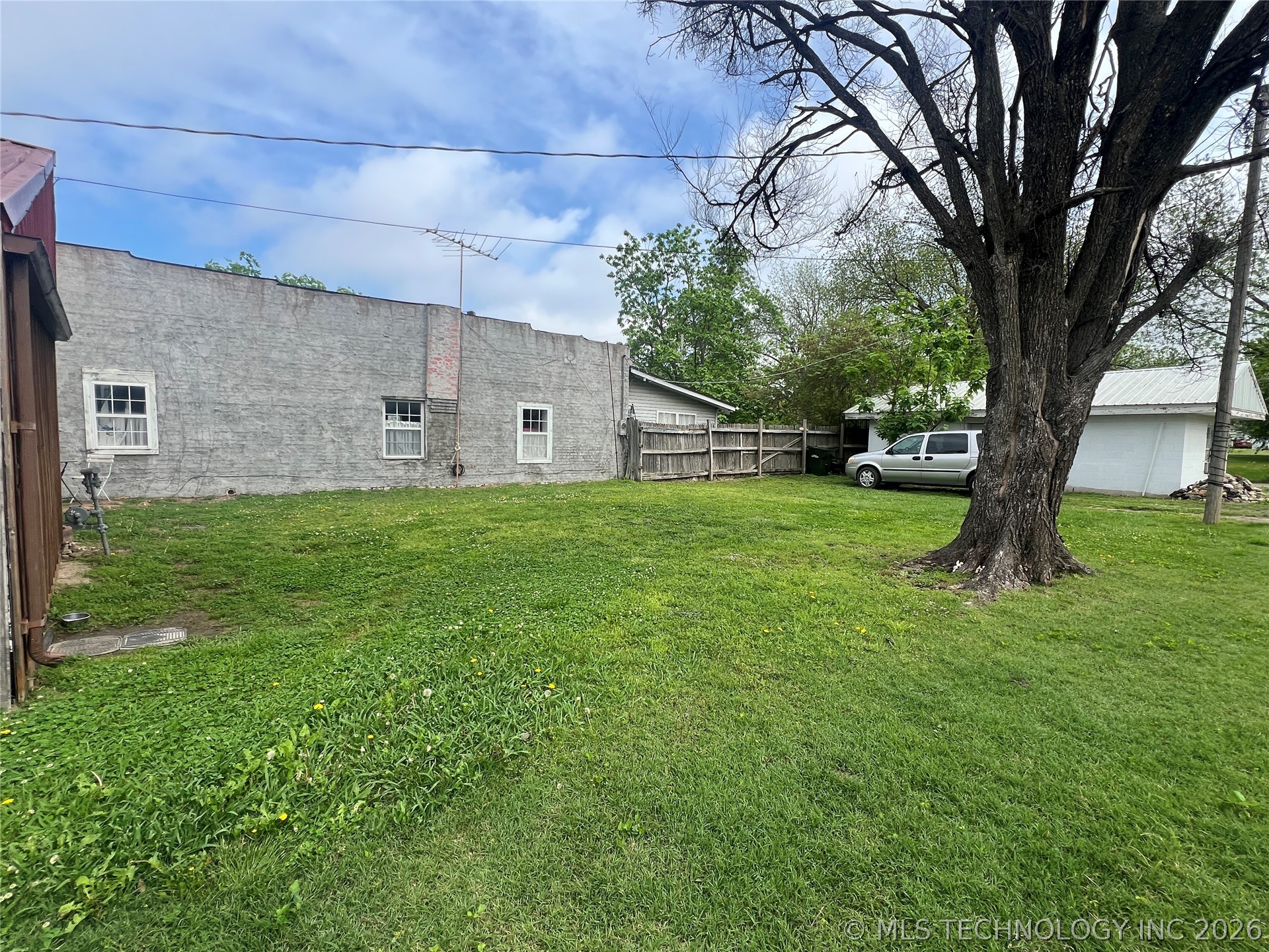 132 N Lee Fort Gibson OK 74434