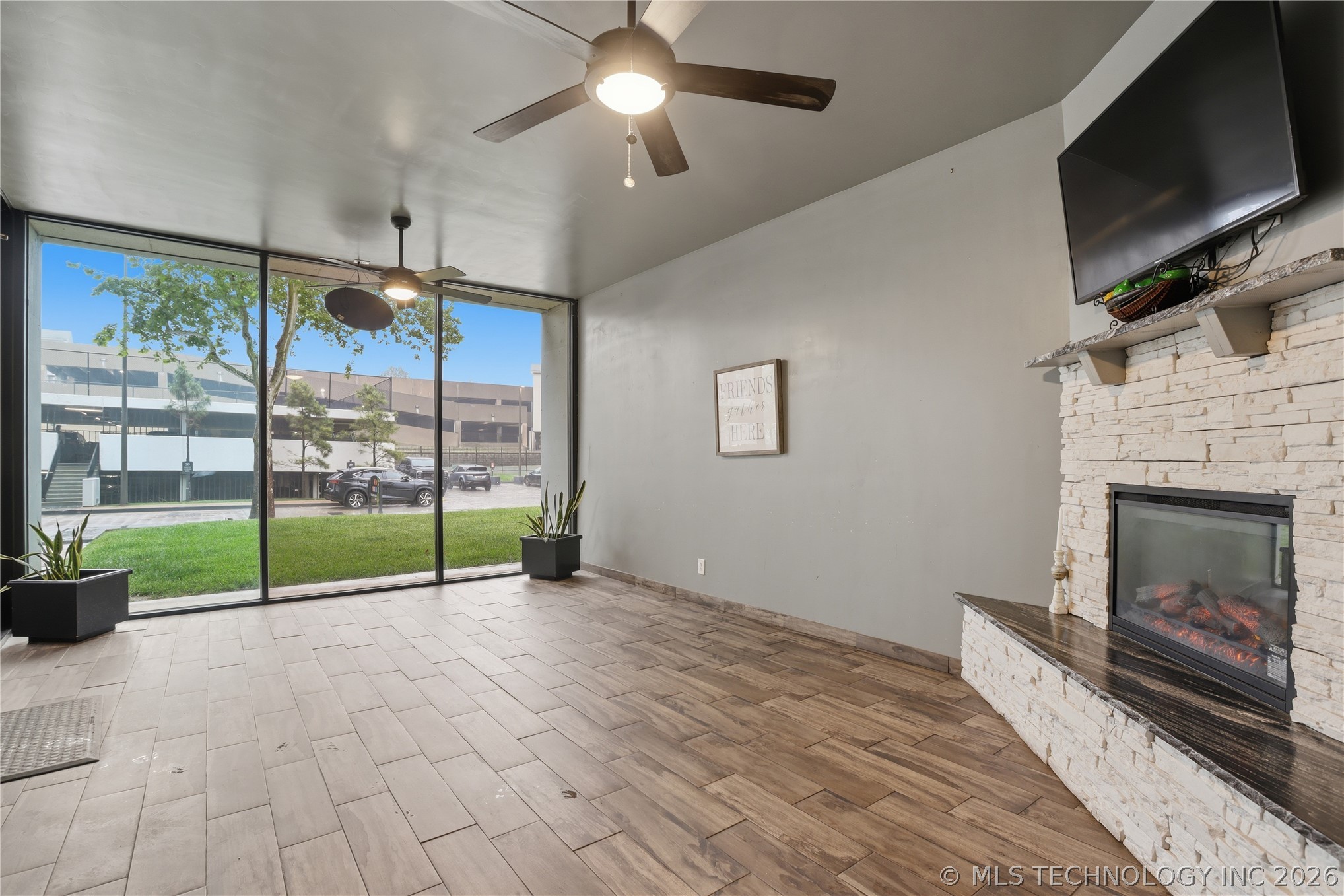 450 W 7th Street Tulsa OK 74119