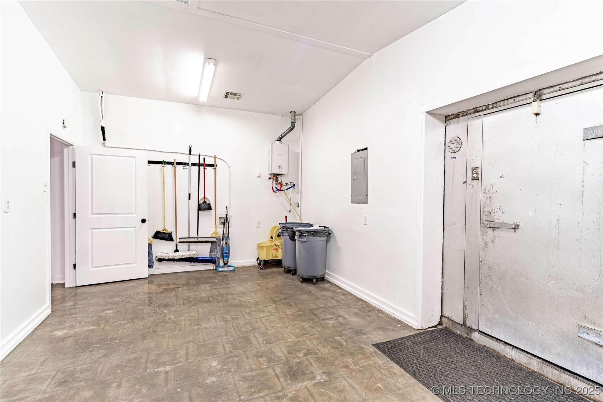 23350 W Highway 16 Bristow OK 74010