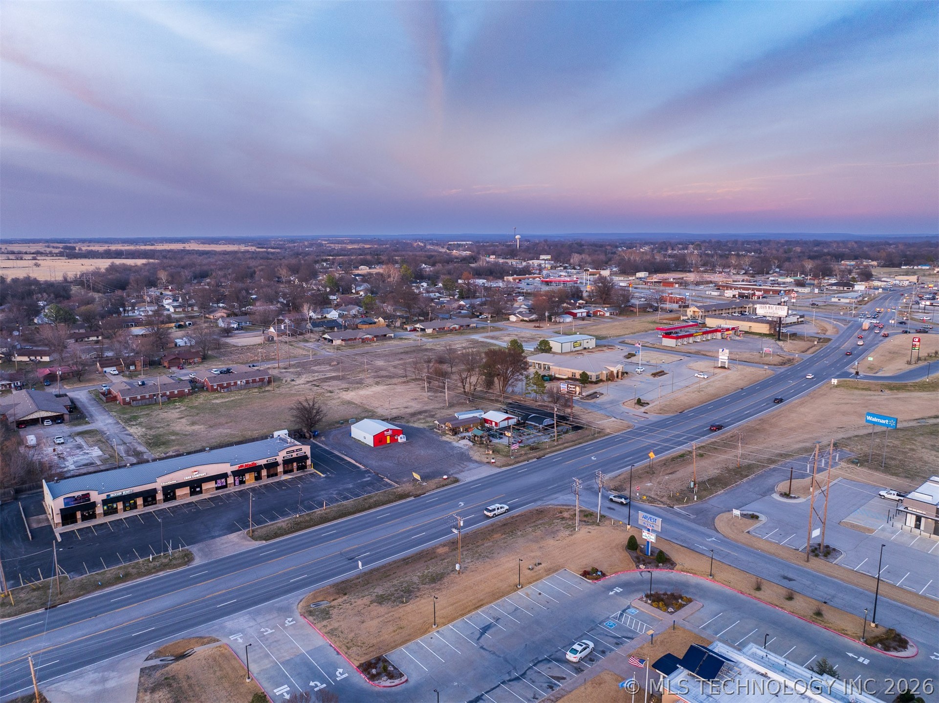 1516 W 51 Highway Wagoner OK 74467