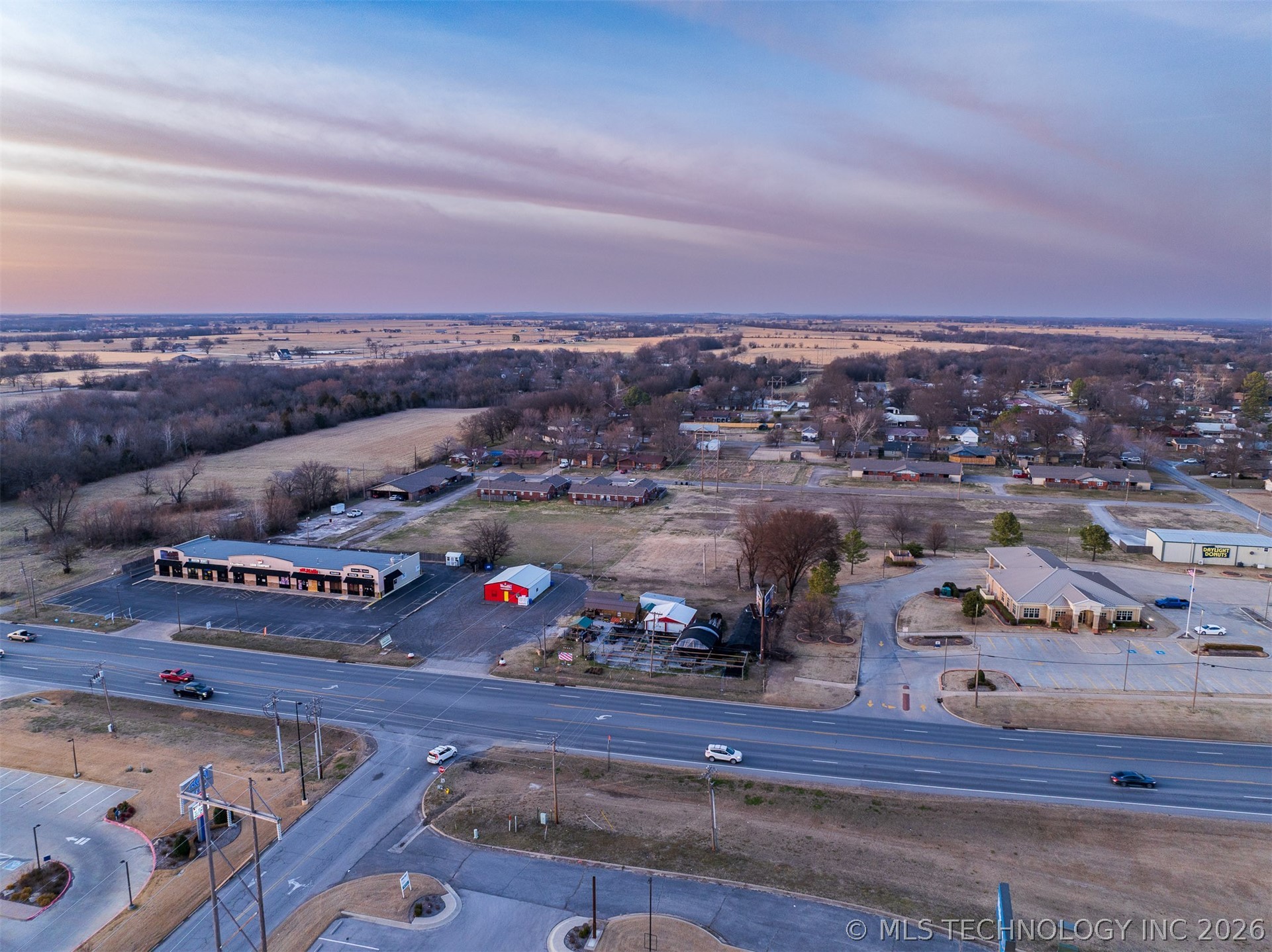 1516 W 51 Highway Wagoner OK 74467