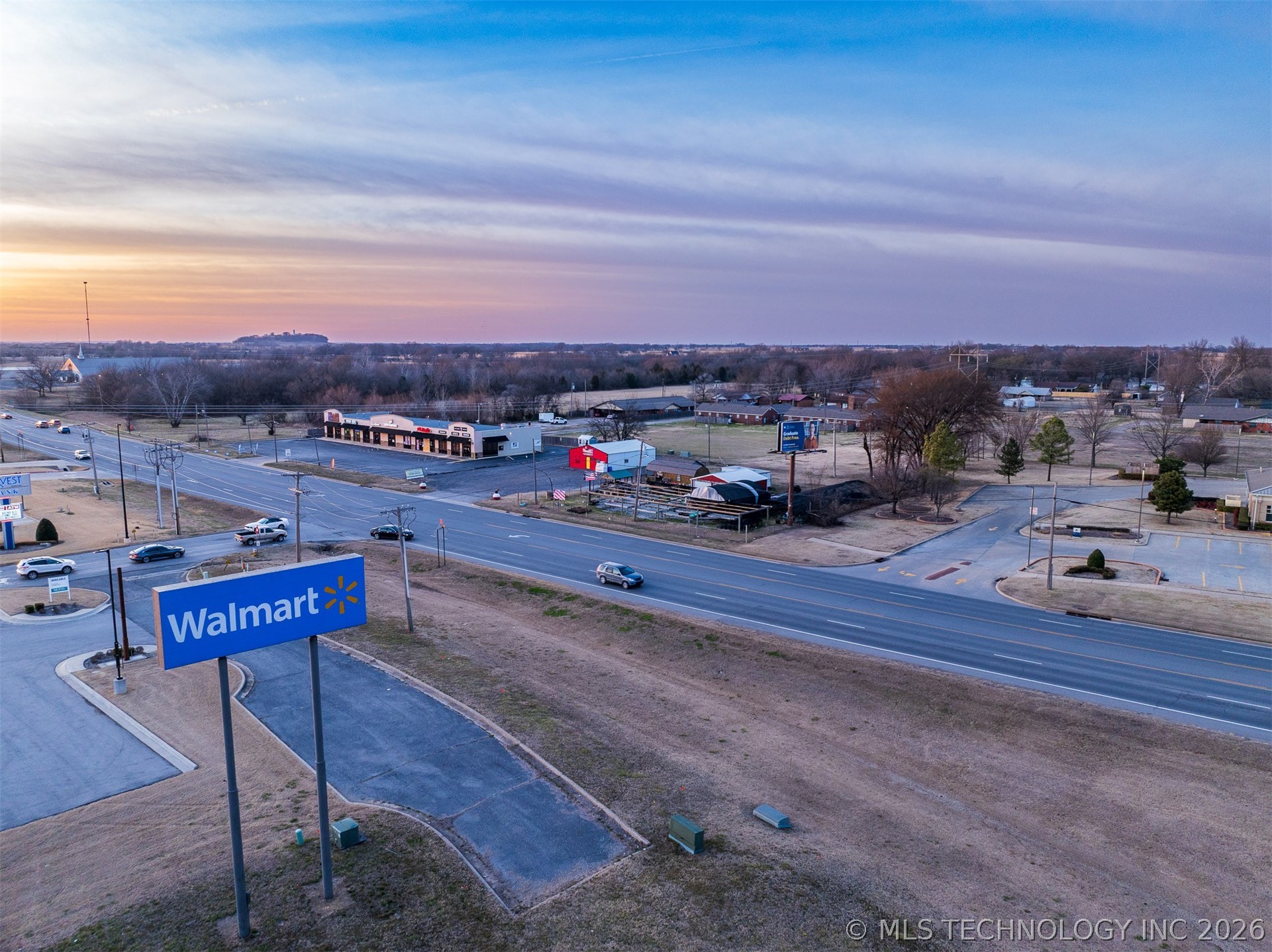 1516 W 51 Highway Wagoner OK 74467