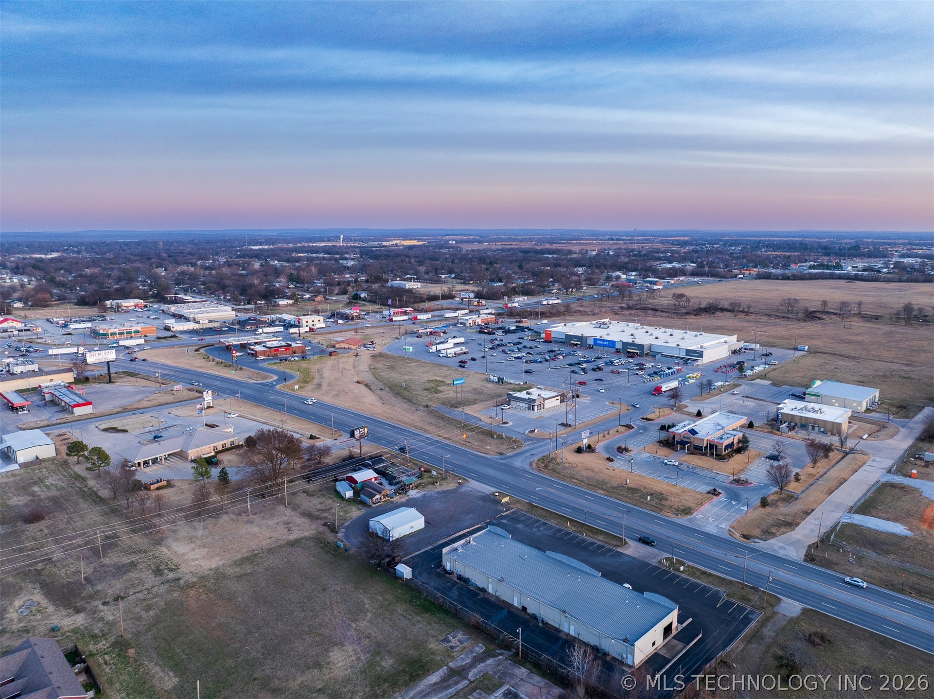 1516 W 51 Highway Wagoner OK 74467