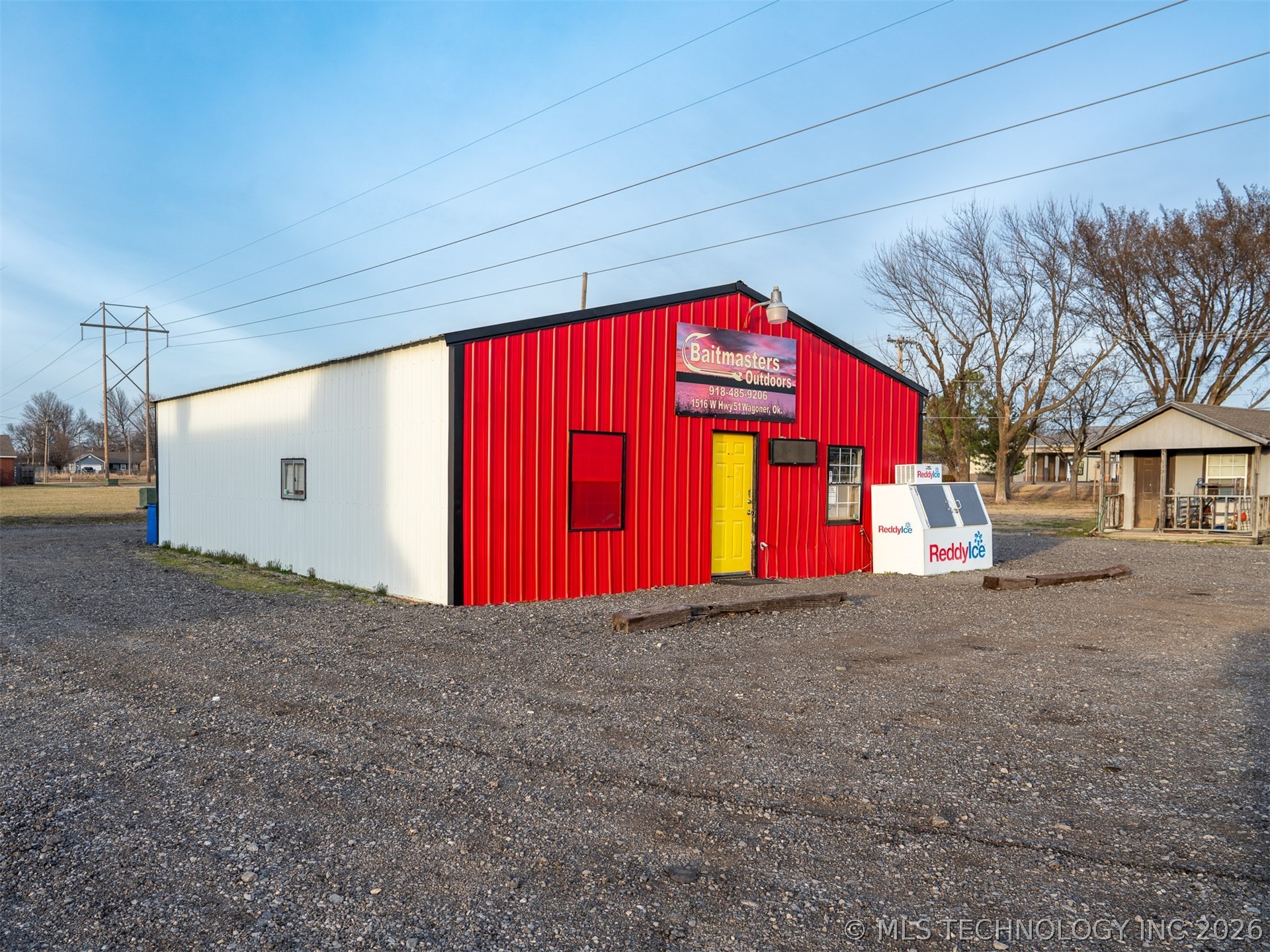 1516 W 51 Highway Wagoner OK 74467