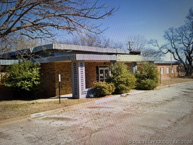 111 13th NW Ardmore OK 73401