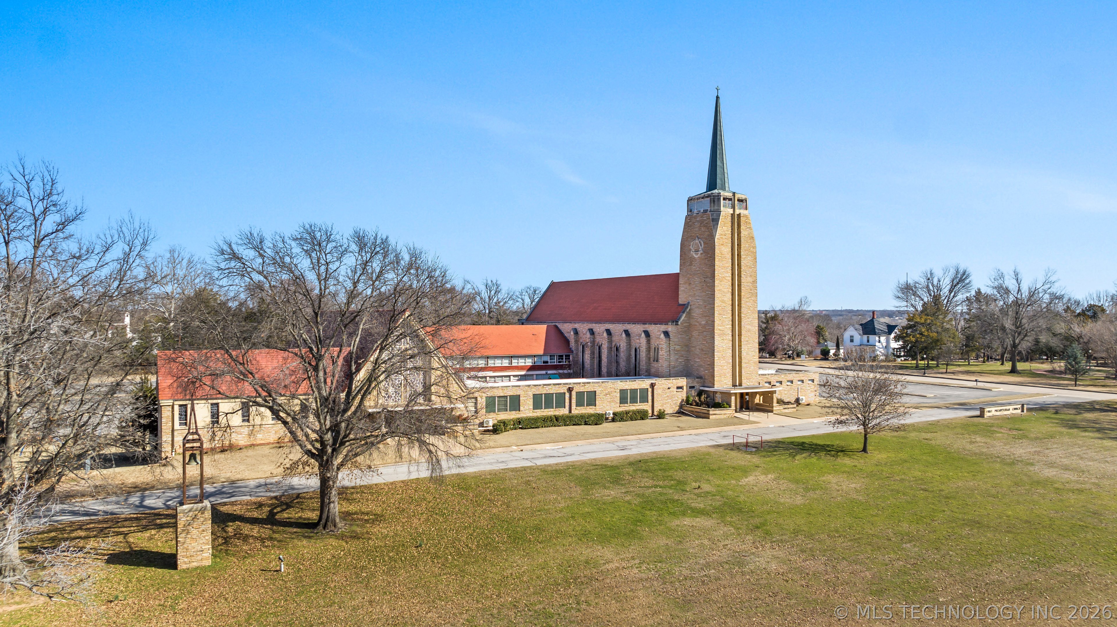 1505 E Grand Avenue Ponca City OK 74604