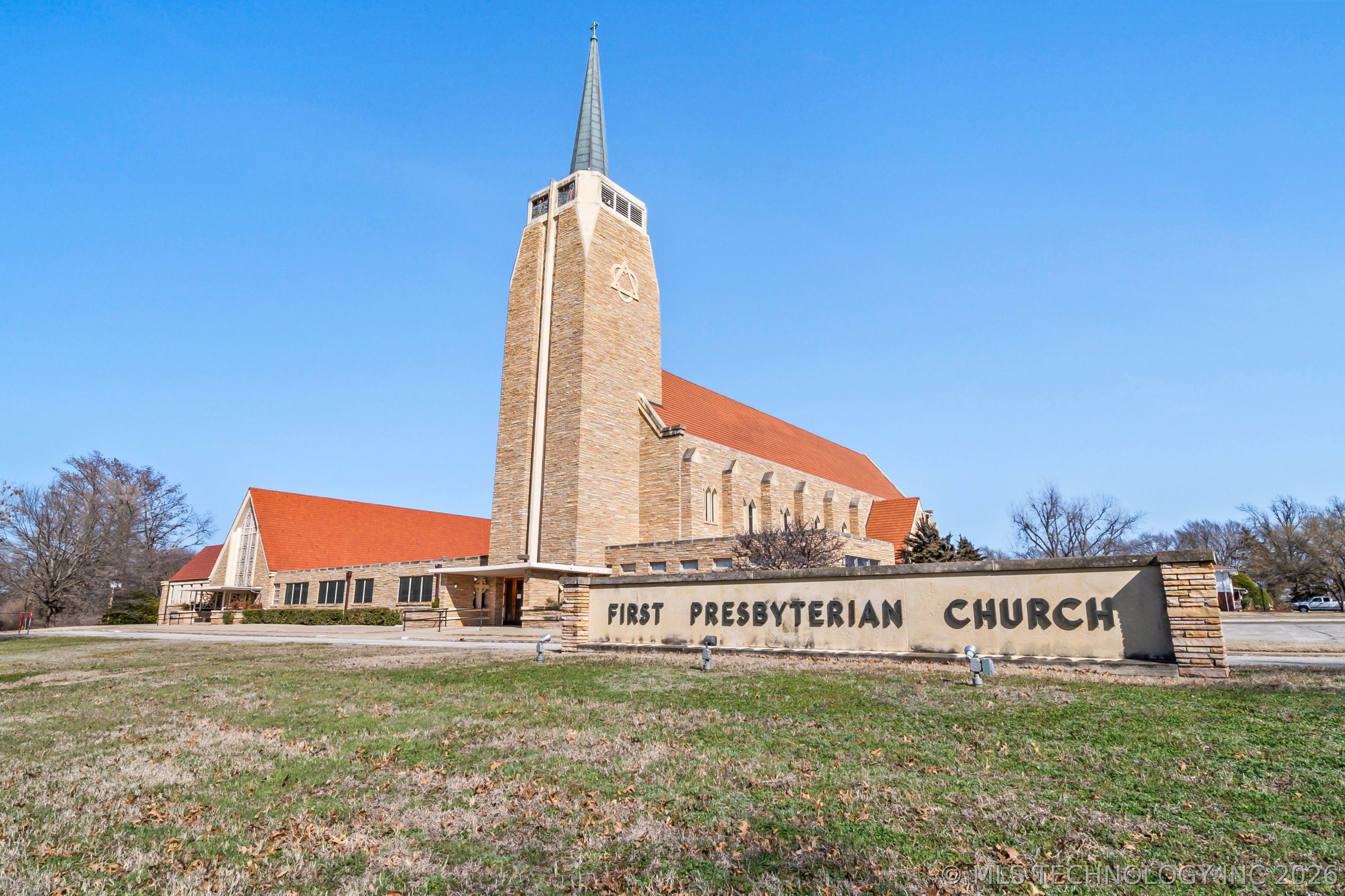 1505 E Grand Avenue Ponca City OK 74604