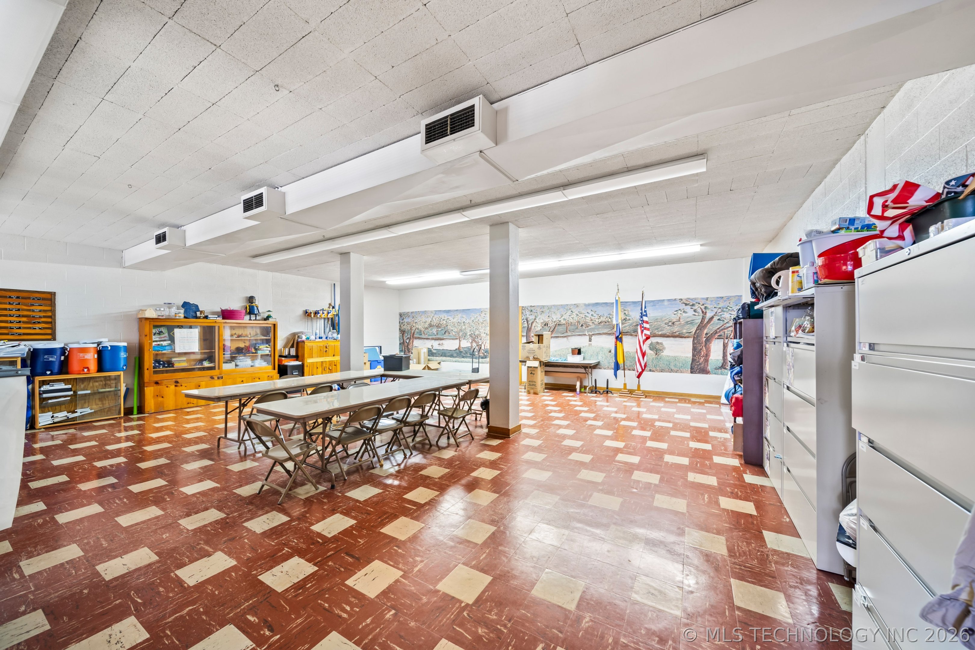 1505 E Grand Avenue Ponca City OK 74604